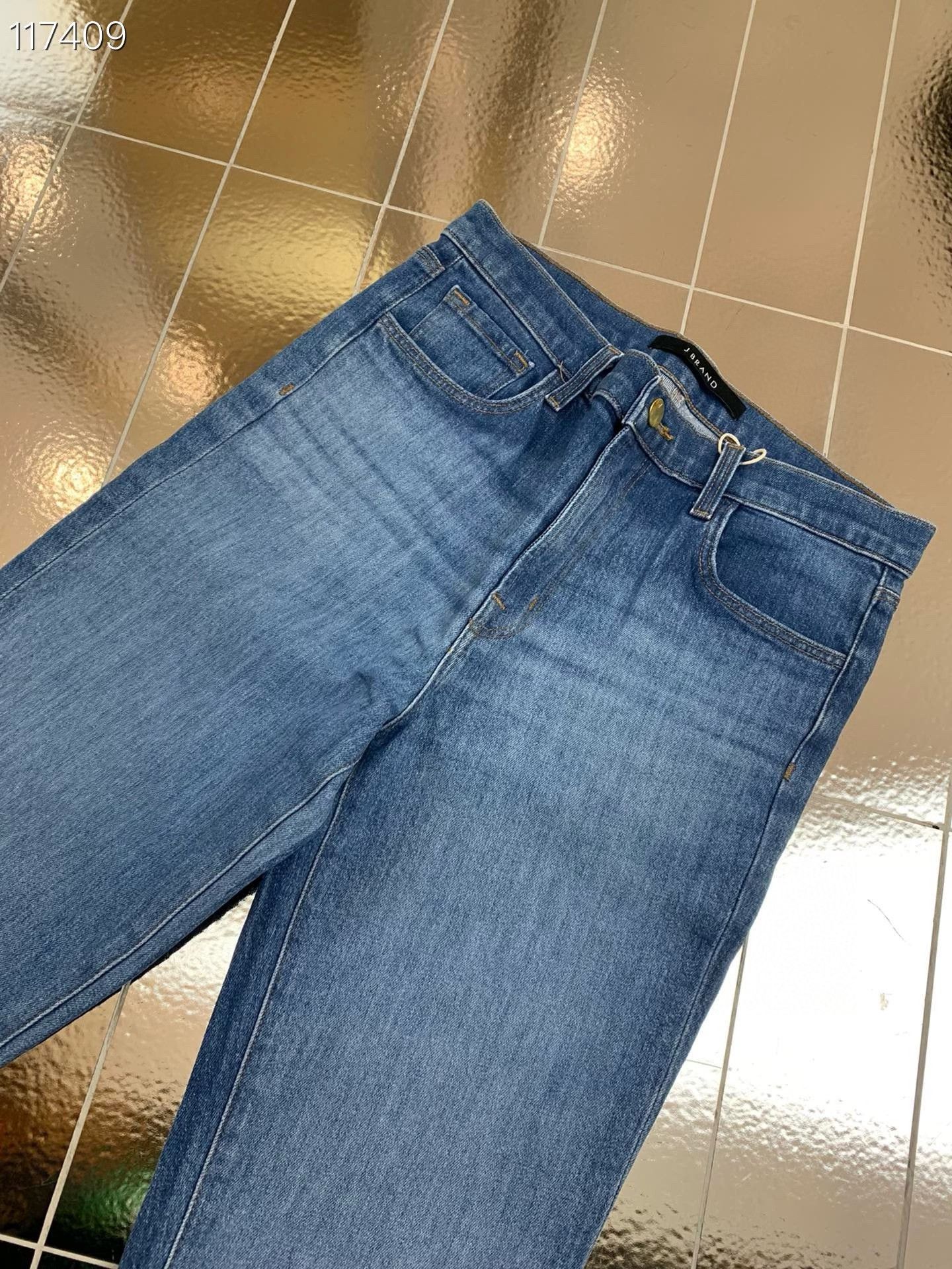 J Brand JBRAND Stretchy Irregular Hem Jeans Size 28" / US 6 / IT 42 - 3 Thumbnail