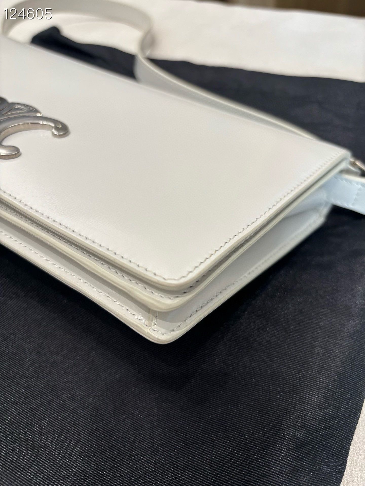 Celine CELINE Triomphe Envelope Crossbody Bag Size ONE SIZE - 6 Thumbnail