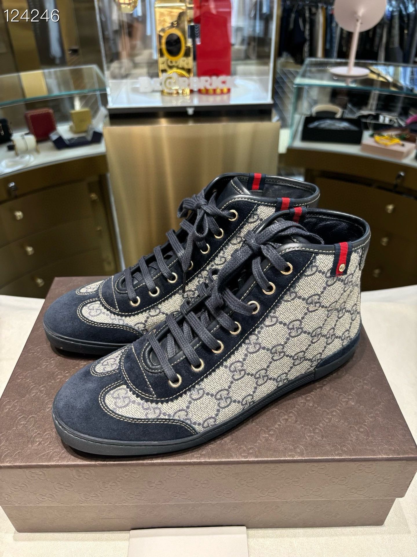 Gucci Gucci Monogram High-Top Sneakers Size US 6 / IT 36 - 2 Thumbnail