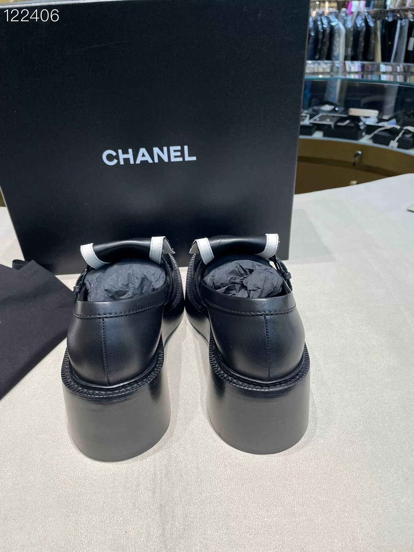 Chanel Chanel Panda Black White Loafers Size US 5.5 / IT 35.5 - 7 Thumbnail