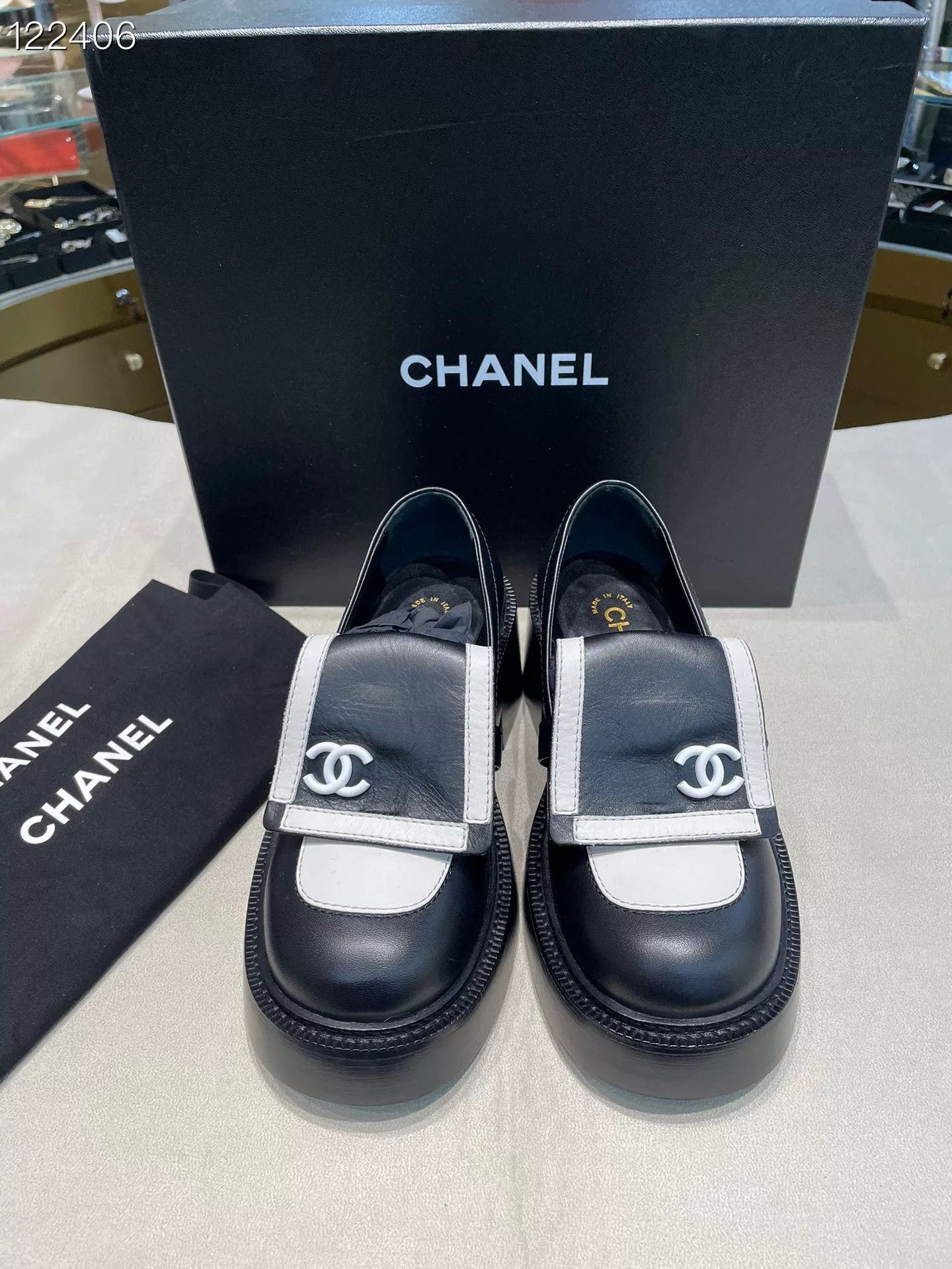 Chanel Chanel Panda Black White Loafers Size US 5.5 / IT 35.5 - 2 Thumbnail