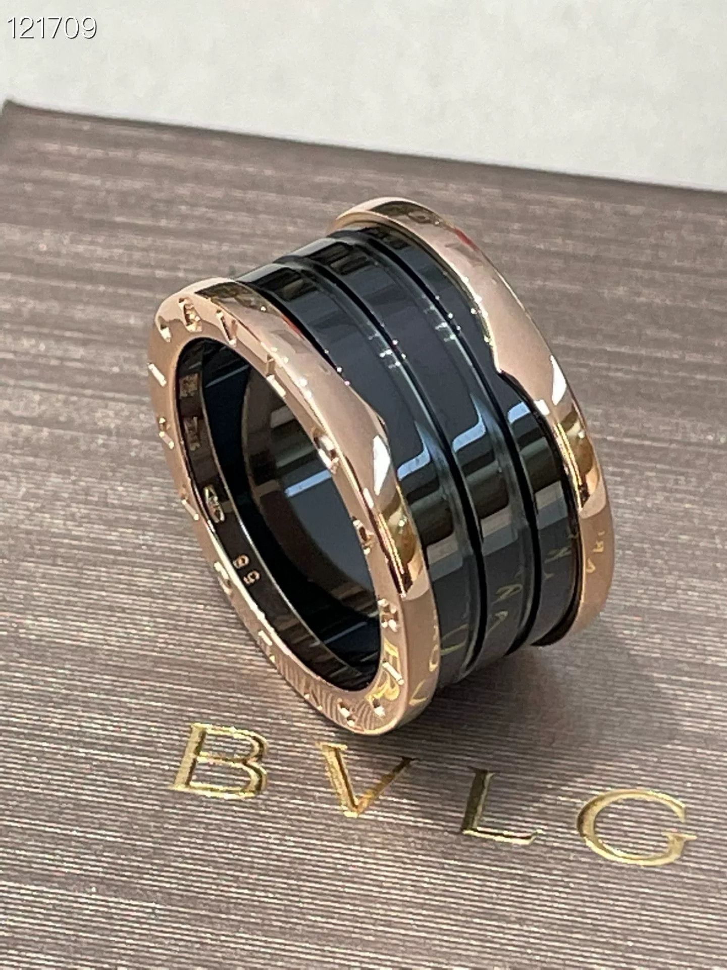 Bvlgari Bvlgari Black Ceramic Rose Gold Spring Ring Size ONE SIZE - 4 Thumbnail
