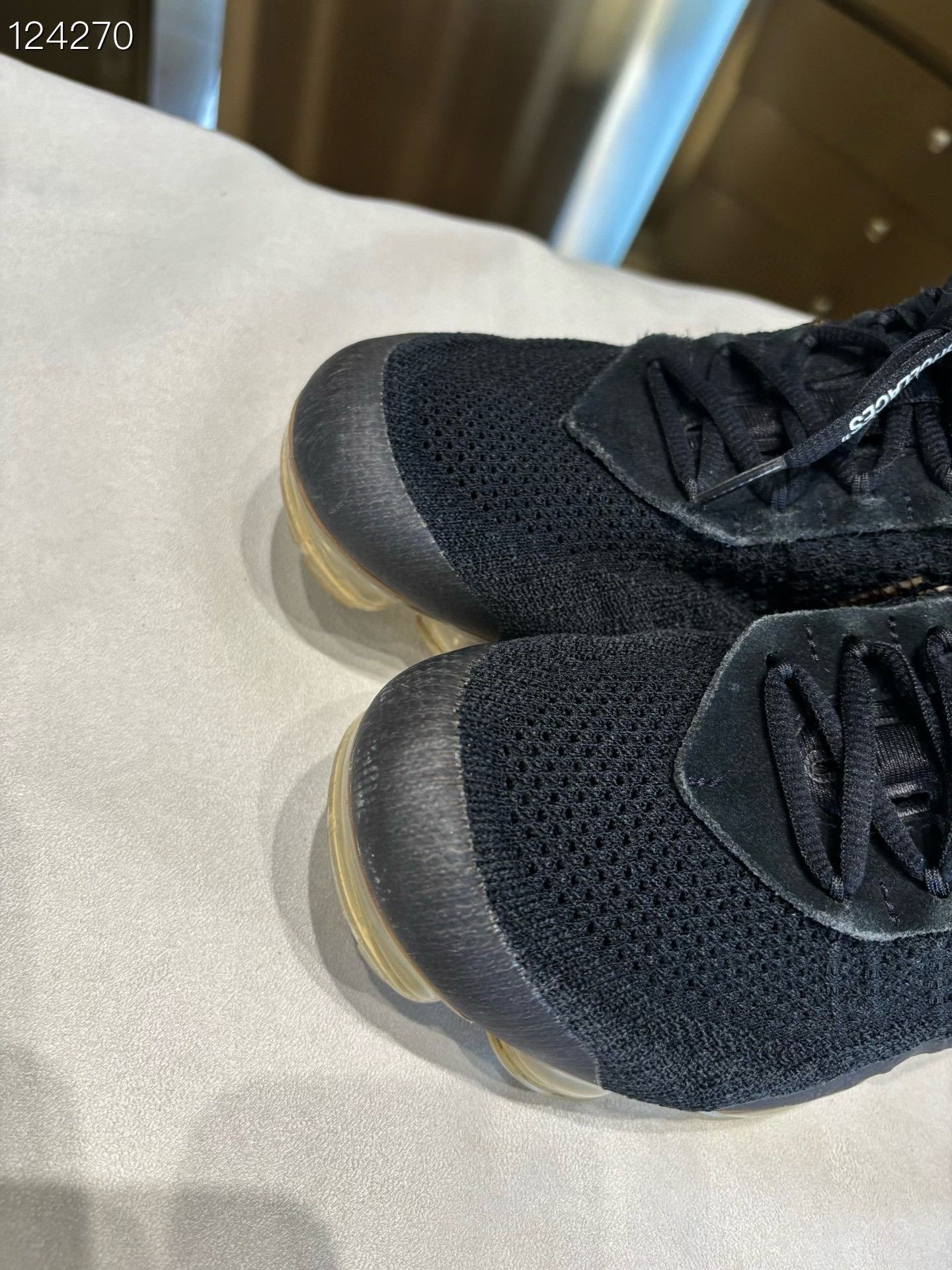 Off-White OFF-WHITE x Nike Air VaporMax OG Size US 9.5 / EU 42-43 - 3 Thumbnail