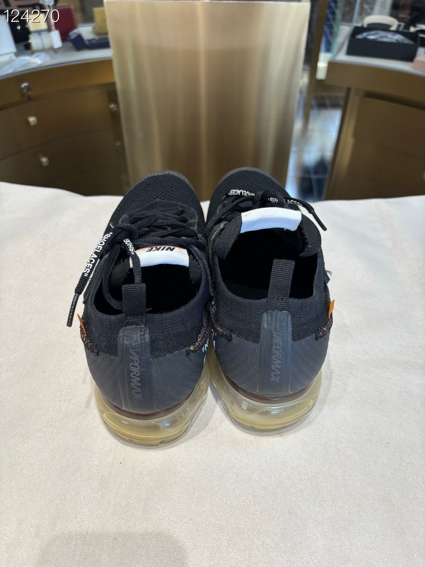 Off-White OFF-WHITE x Nike Air VaporMax OG Size US 9.5 / EU 42-43 - 4 Thumbnail