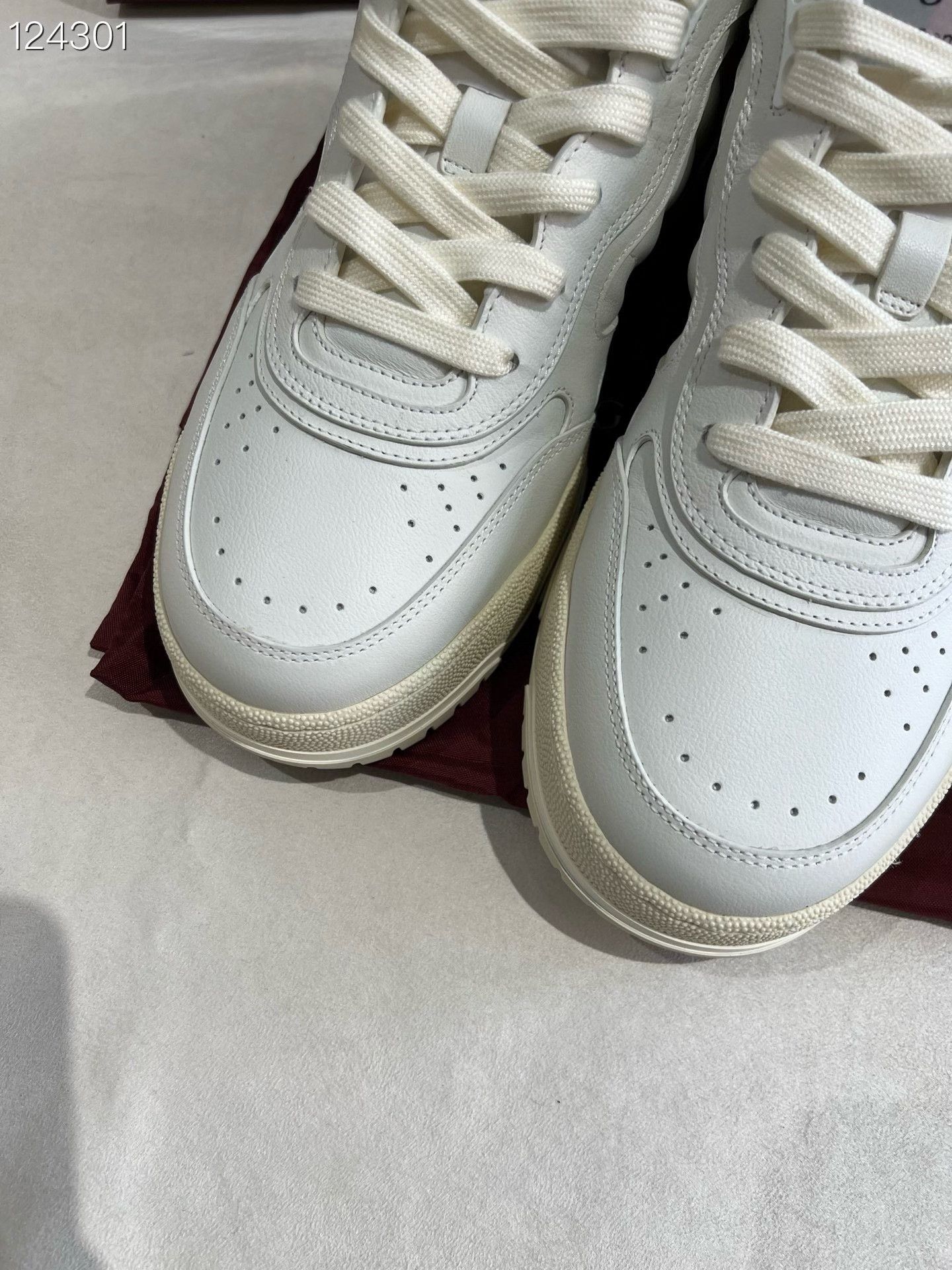Gucci Gucci Red Green Stripe White Sneakers Size US 9 / EU 42 - 3 Thumbnail