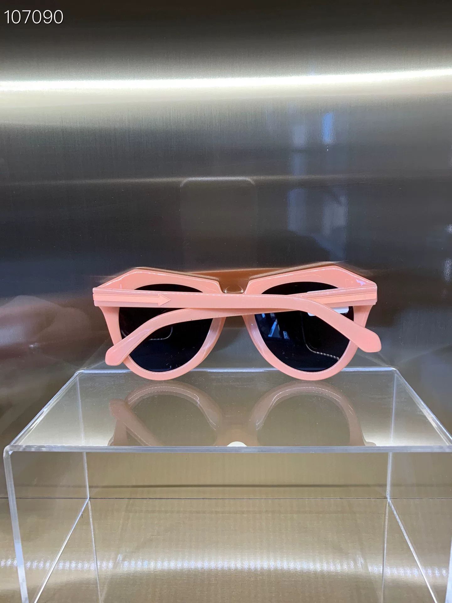 KWANPEN KW Sunglasses x02800 Size ONE SIZE - 2 Thumbnail