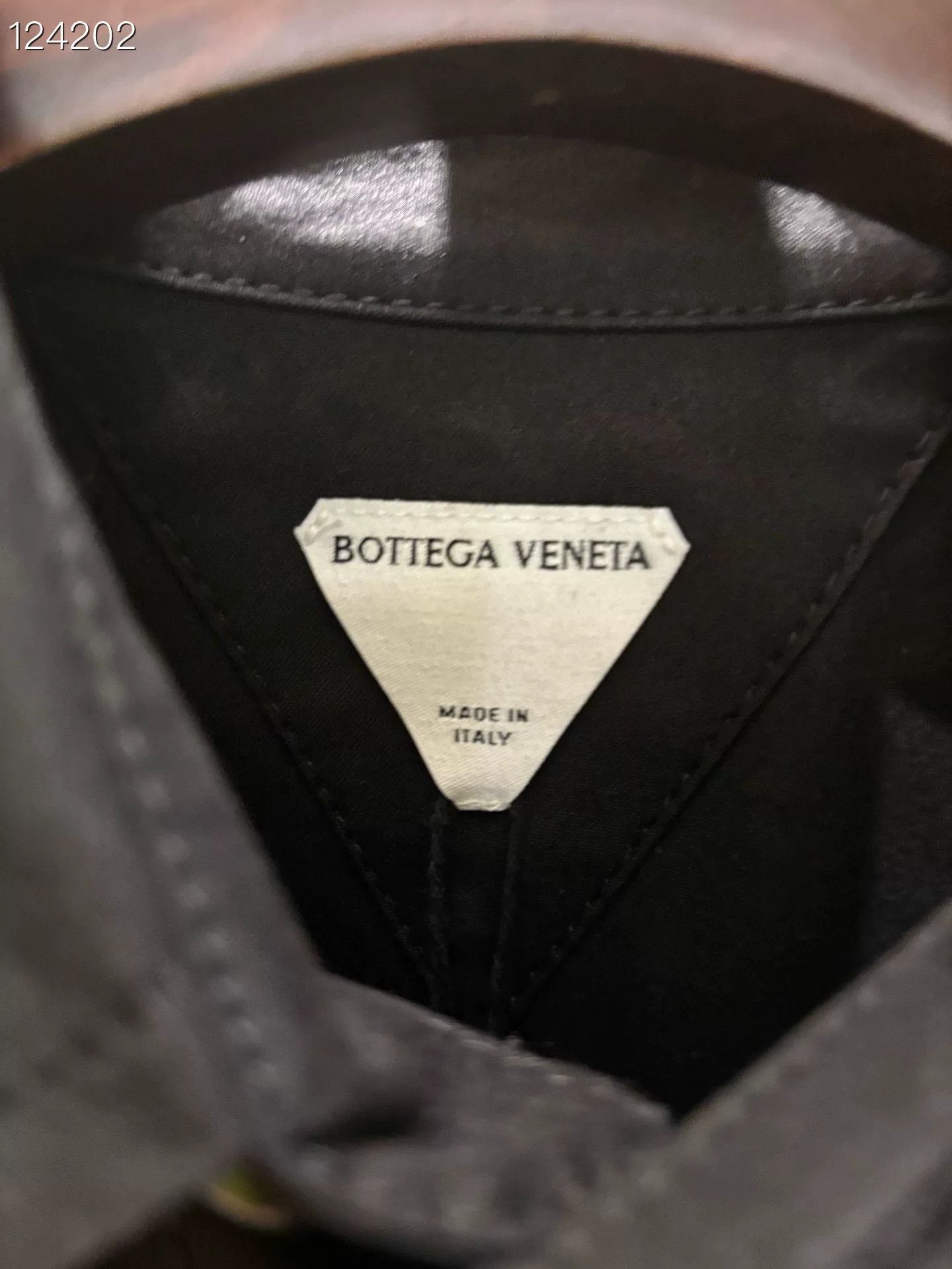 Bottega Veneta Bottega Veneta FW22 Solid Collared Shirt Size US S / EU 44-46 / 1 - 3 Thumbnail