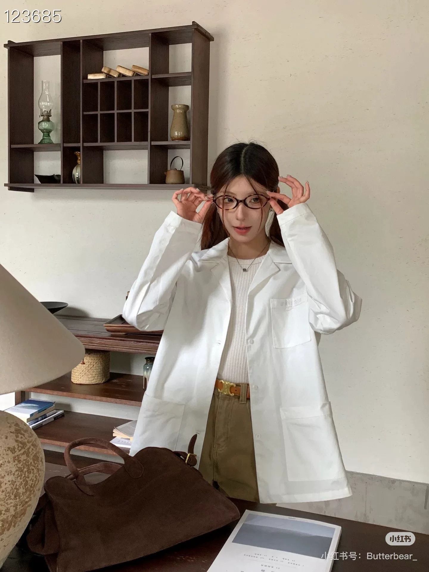 Miu Miu Miu Miu White Letter Pocket Shirt 36 Size XS / US 0-2 / IT 36-38 - 7 Thumbnail