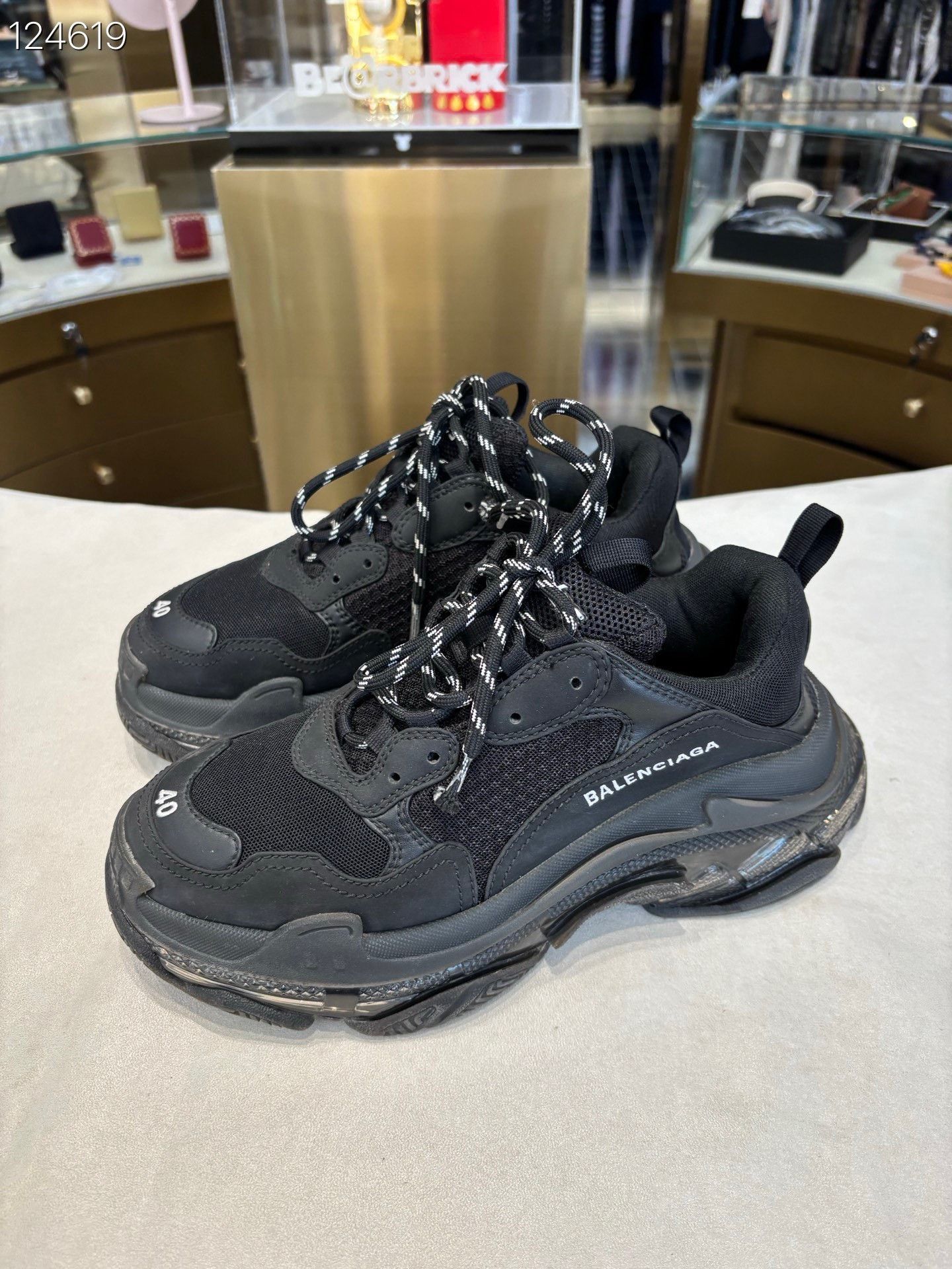 Balenciaga Balenciaga Triple S 041503D804 Size US 7 / EU 40 - 2 Thumbnail