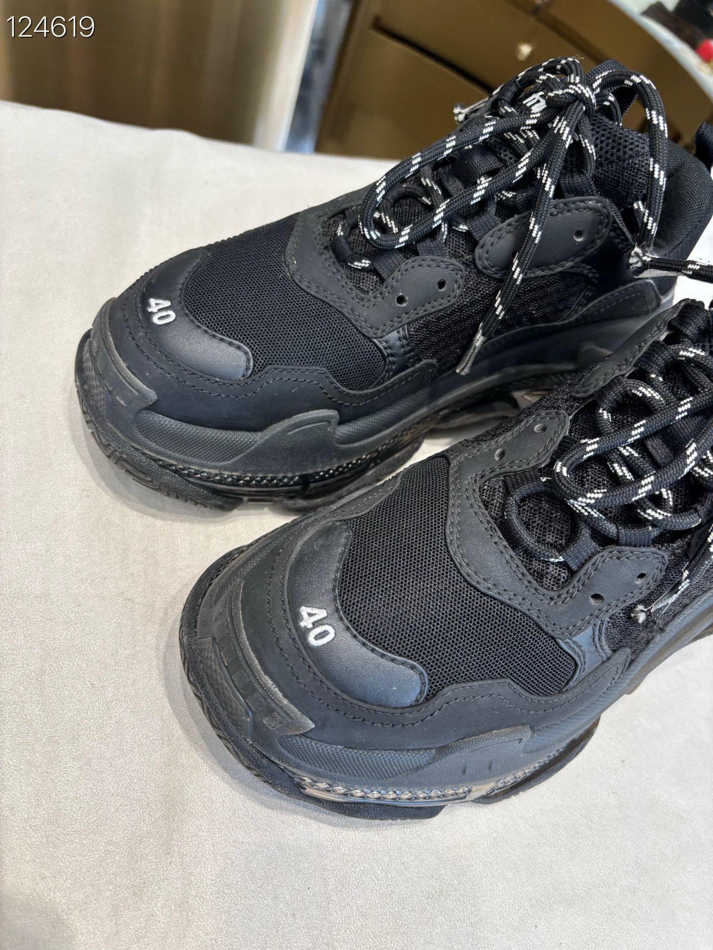 Balenciaga Balenciaga Triple S 041503D804 Size US 7 / EU 40 - 3 Thumbnail