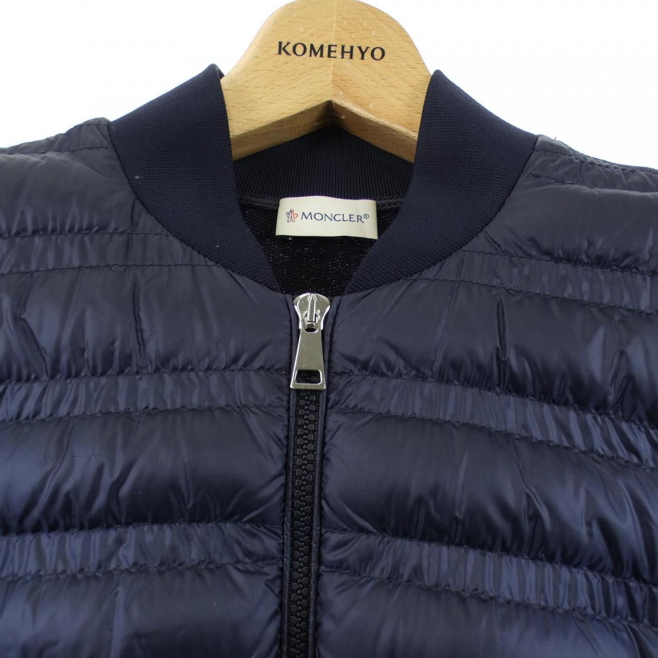 Moncler Moncler Moncler Down Jacket Textile Outerwear 10938498000 DUTY FREE for USA Size ONE SIZE - 7 Thumbnail