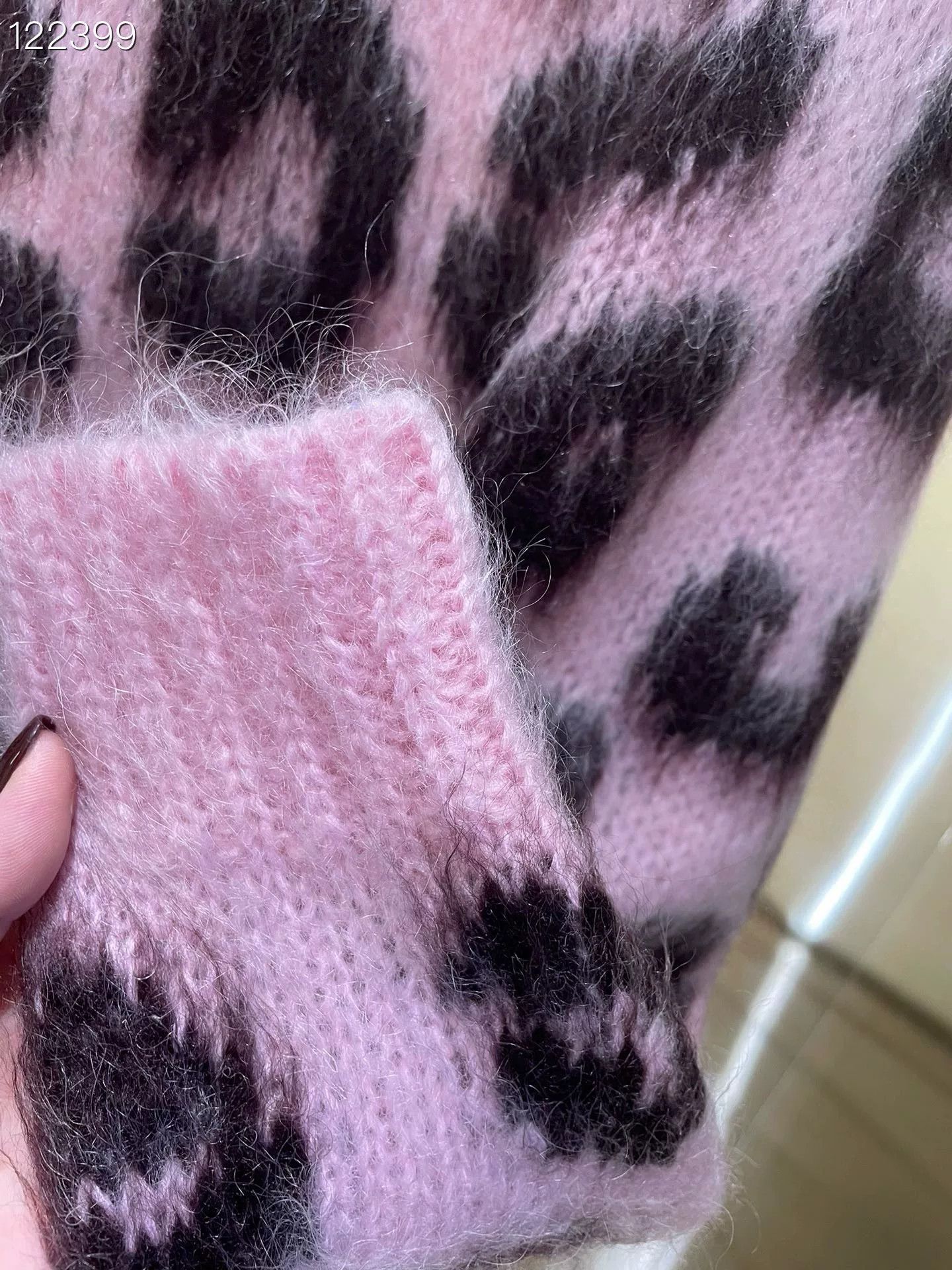 Miu Miu Miumiu Mohair Pink Knit Cardigan Size S / US 4 / IT 40 - 3 Thumbnail