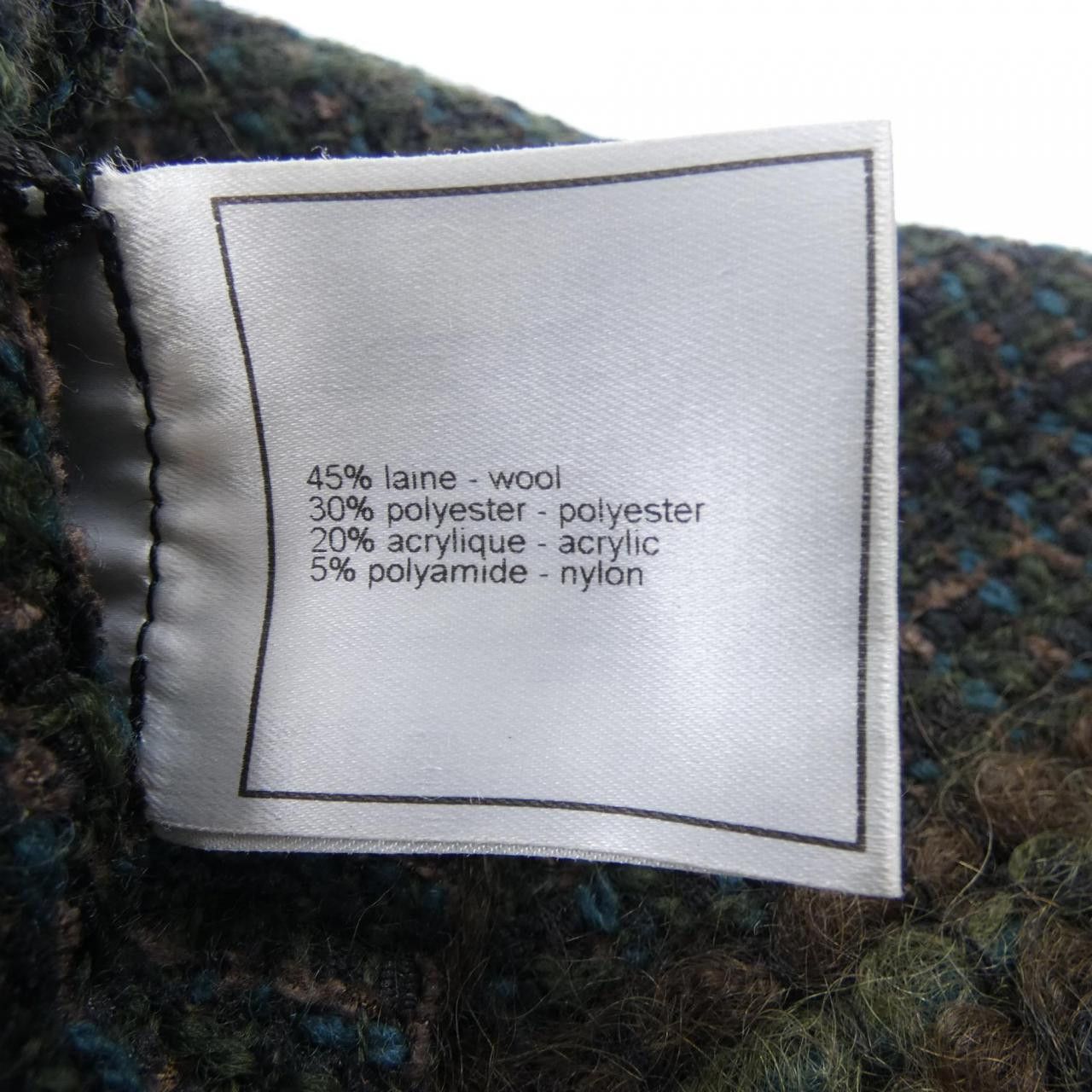 Chanel Chanel Chanel Wool Blend Muffler Textile Scarf P12072V07042 DUTY FREE for USA Size ONE SIZE - 4 Thumbnail