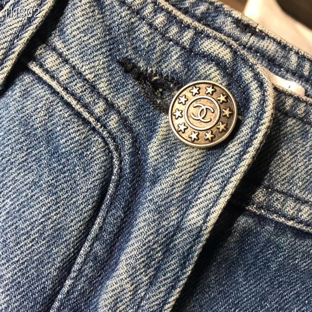 Chanel Chanel Denim Shorts Size 34 Size 34" / US 12 / IT 48 - 3 Thumbnail