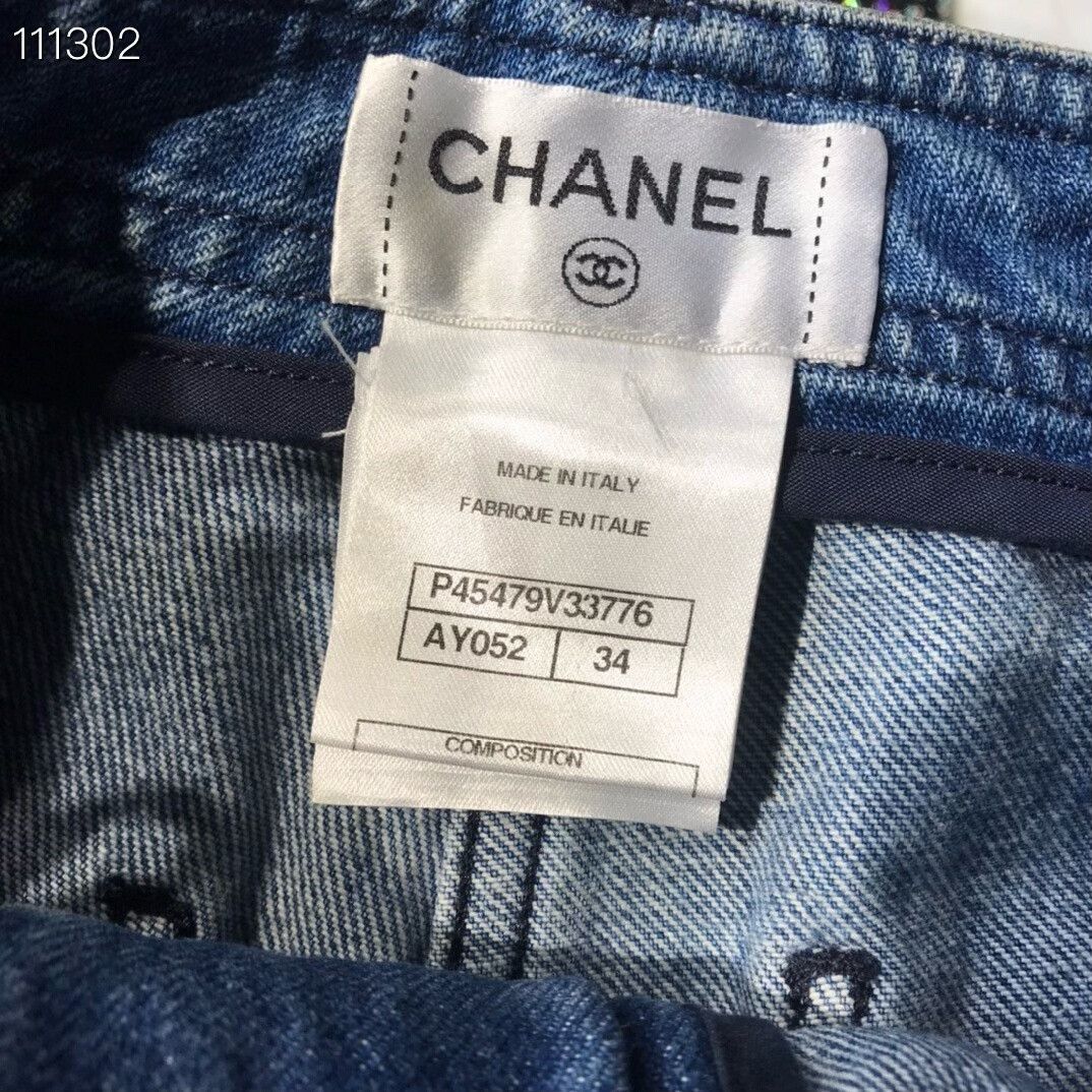 Chanel Chanel Denim Shorts Size 34 Size 34" / US 12 / IT 48 - 4 Thumbnail