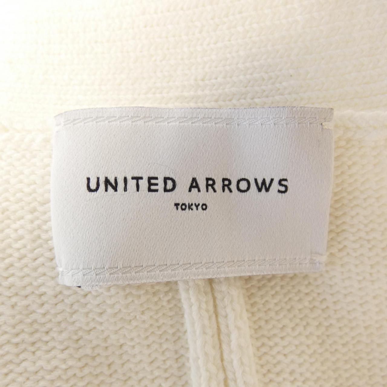 United Arrows United Arrows UNITED ARROWS Cardigan Textile Tops DUTY FREE for USA Size ONE SIZE - 4 Thumbnail