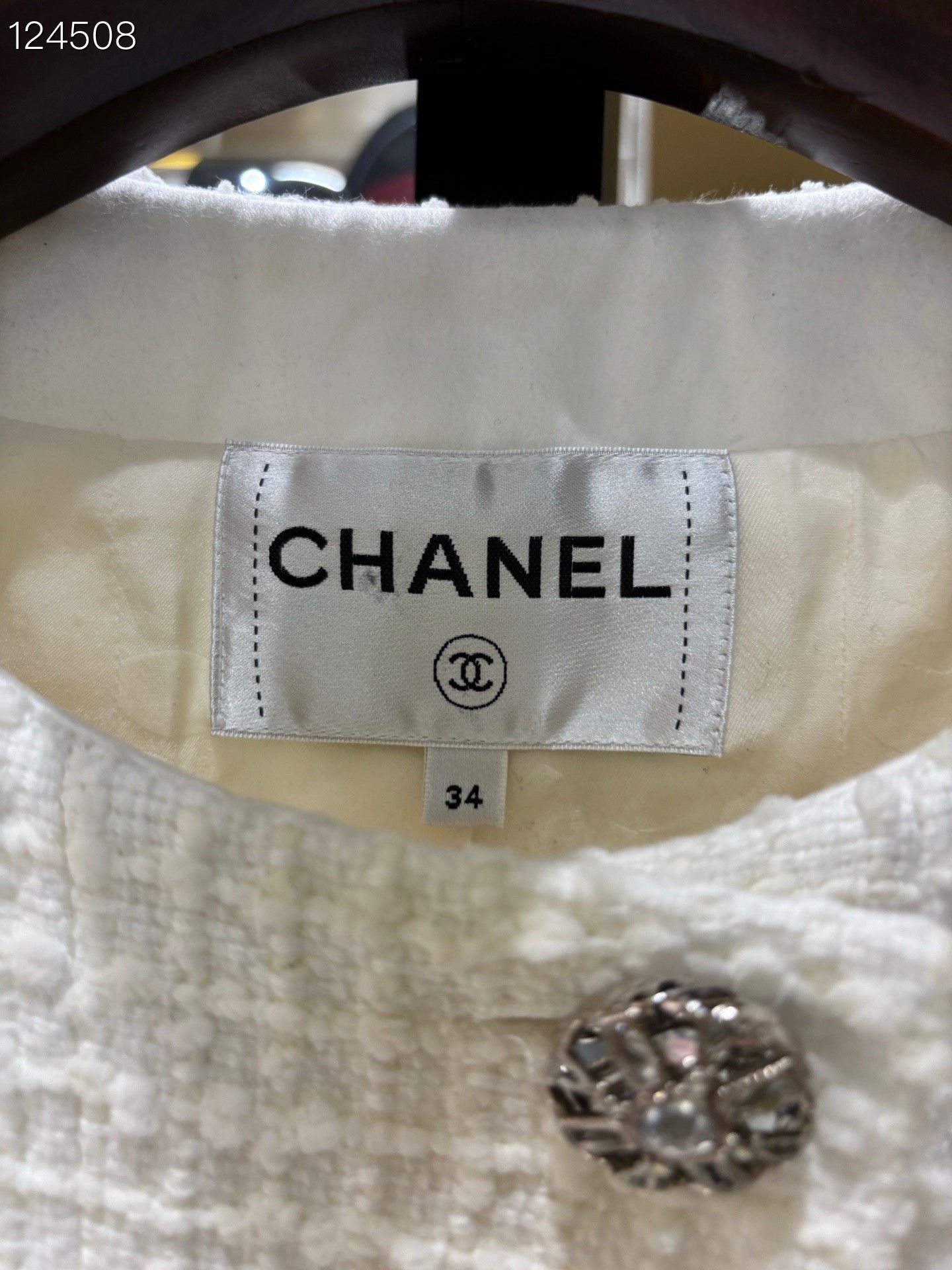 Chanel Chanel Spring 22 White Tweed Jacket Size XXS / US 00 / IT 34 - 4 Thumbnail
