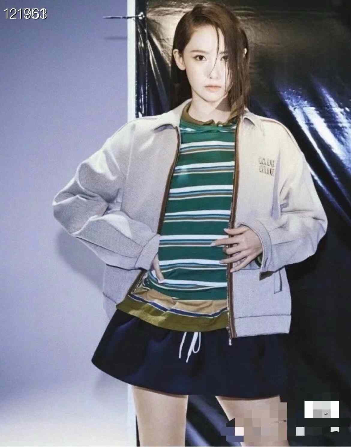 Miu Miu Miumiu SS24 Casual Mini Skirt Size 38" / US 16 / IT 52 - 9 Thumbnail