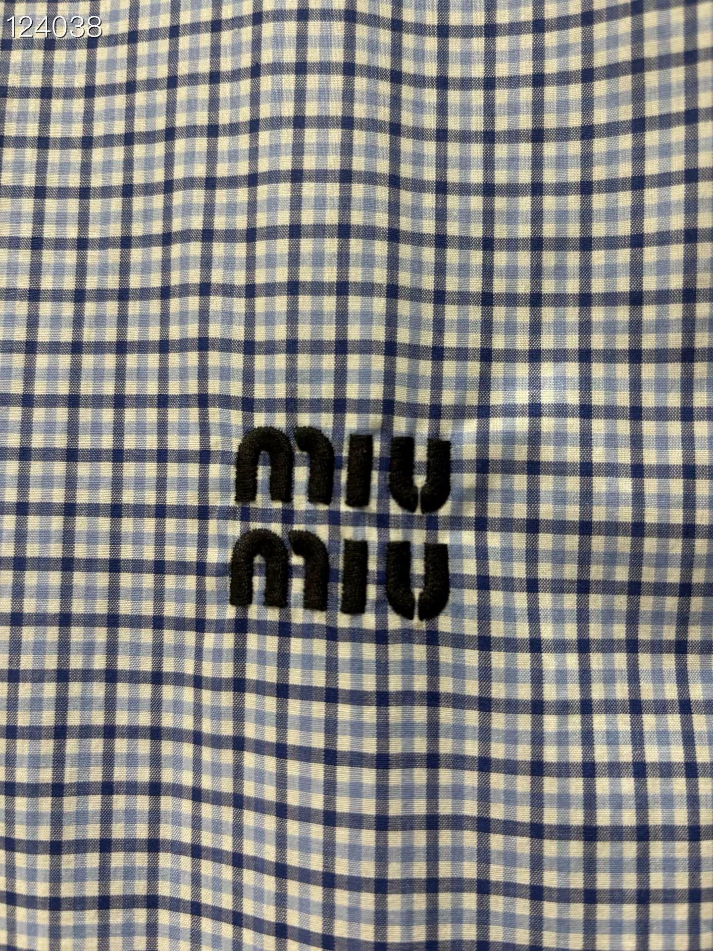 Miu Miu MIU MIU SS23 Logo Plaid Button-Down Shirt Size S / US 4 / IT 40 - 3 Thumbnail