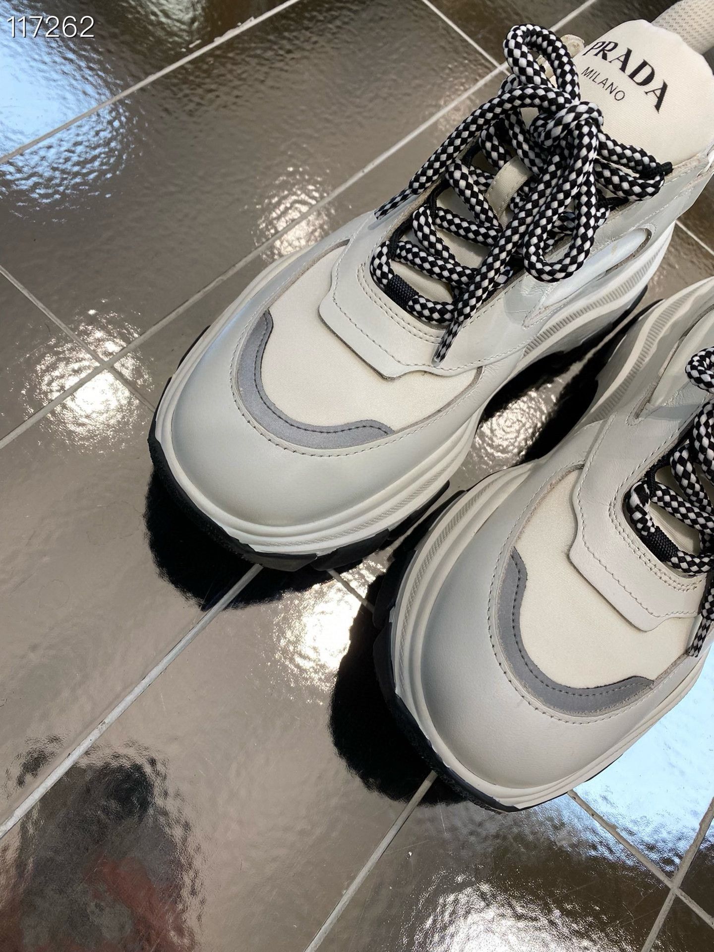 Prada Prada White Dad Shoes Size 38 Size US 7 / IT 37 - 3 Thumbnail