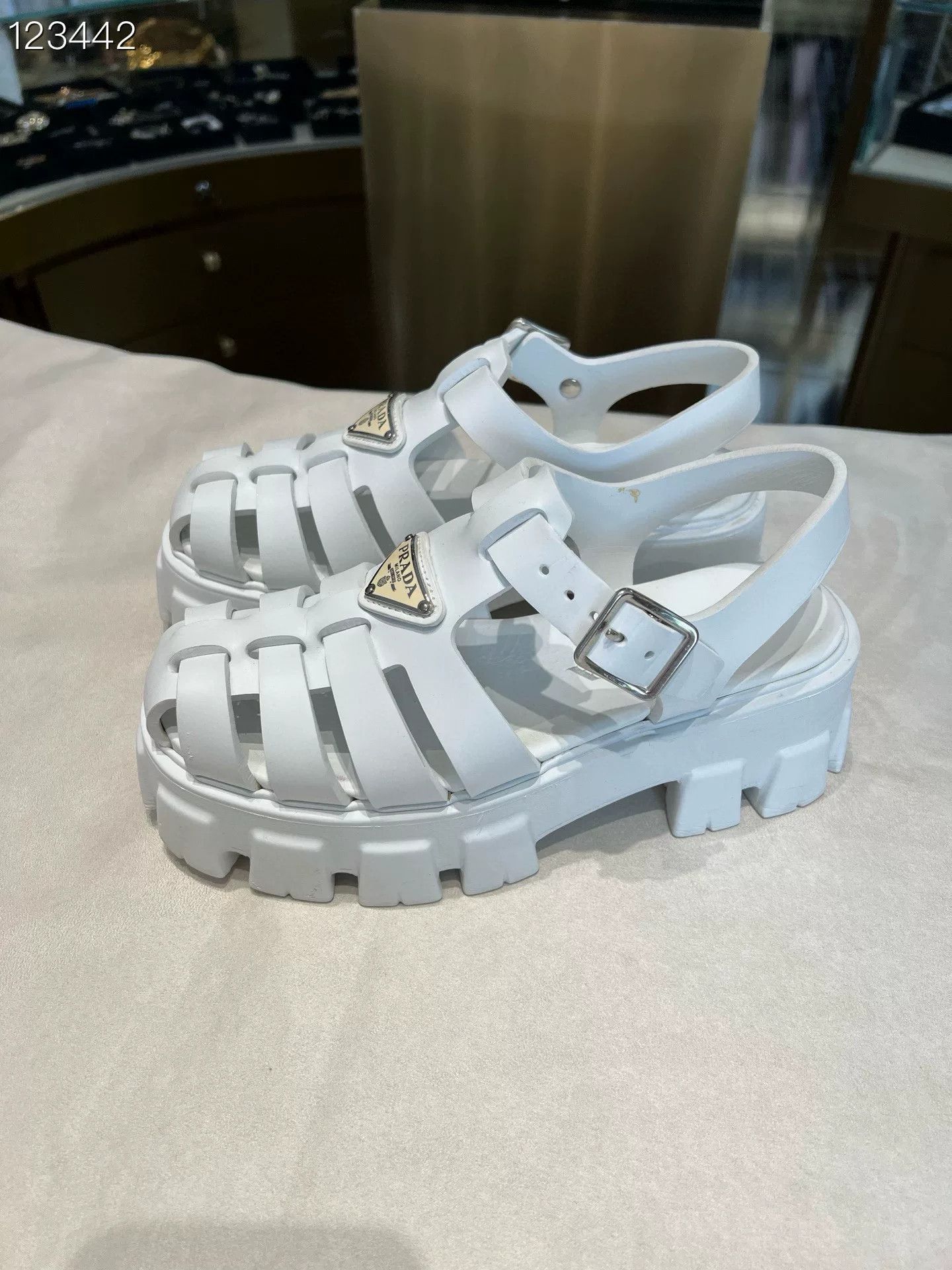 Prada Prada White Platform Sandals 36 Size US 5 / IT 35 - 2 Thumbnail