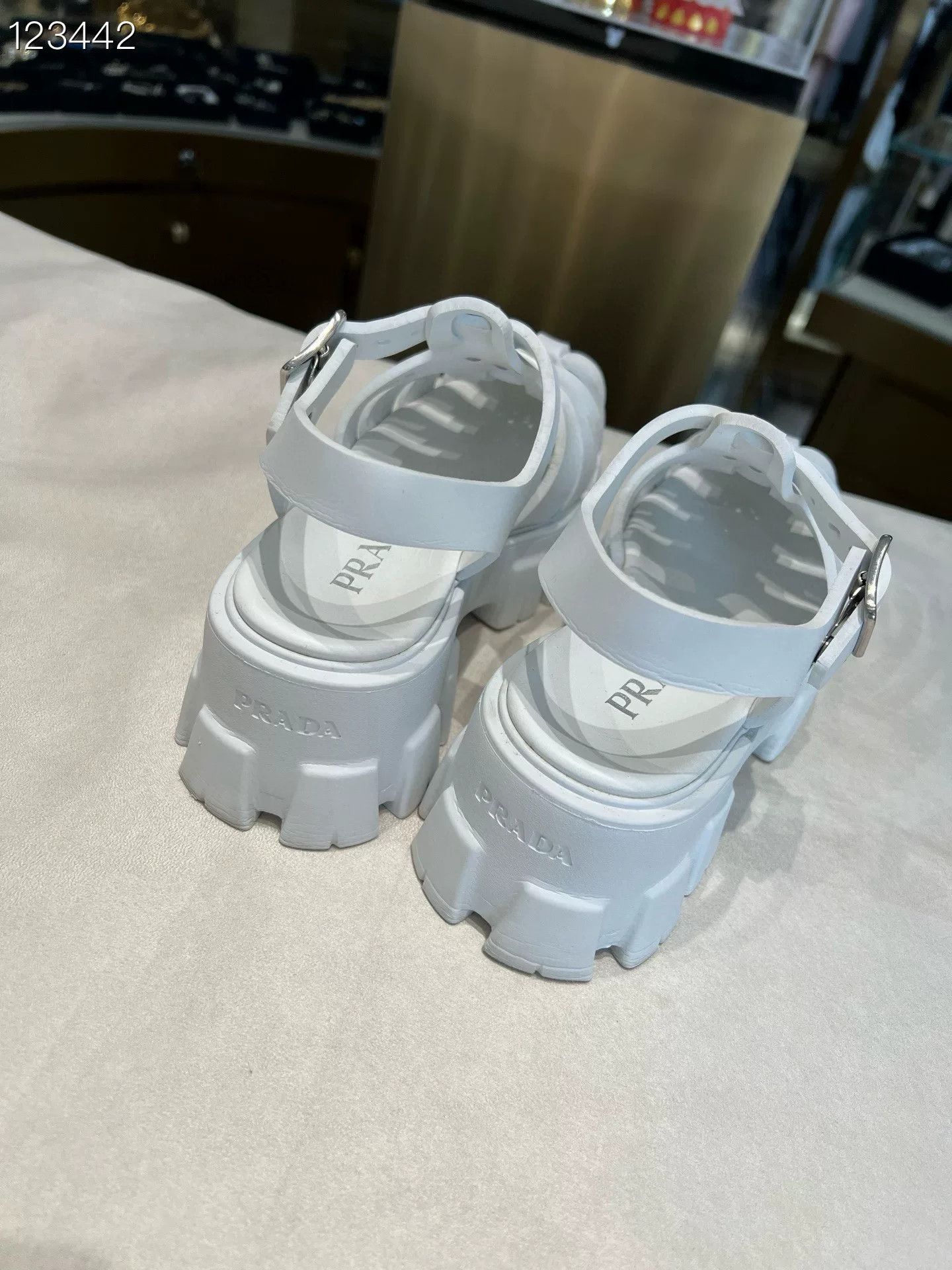 Prada Prada White Platform Sandals 36 Size US 5 / IT 35 - 4 Thumbnail
