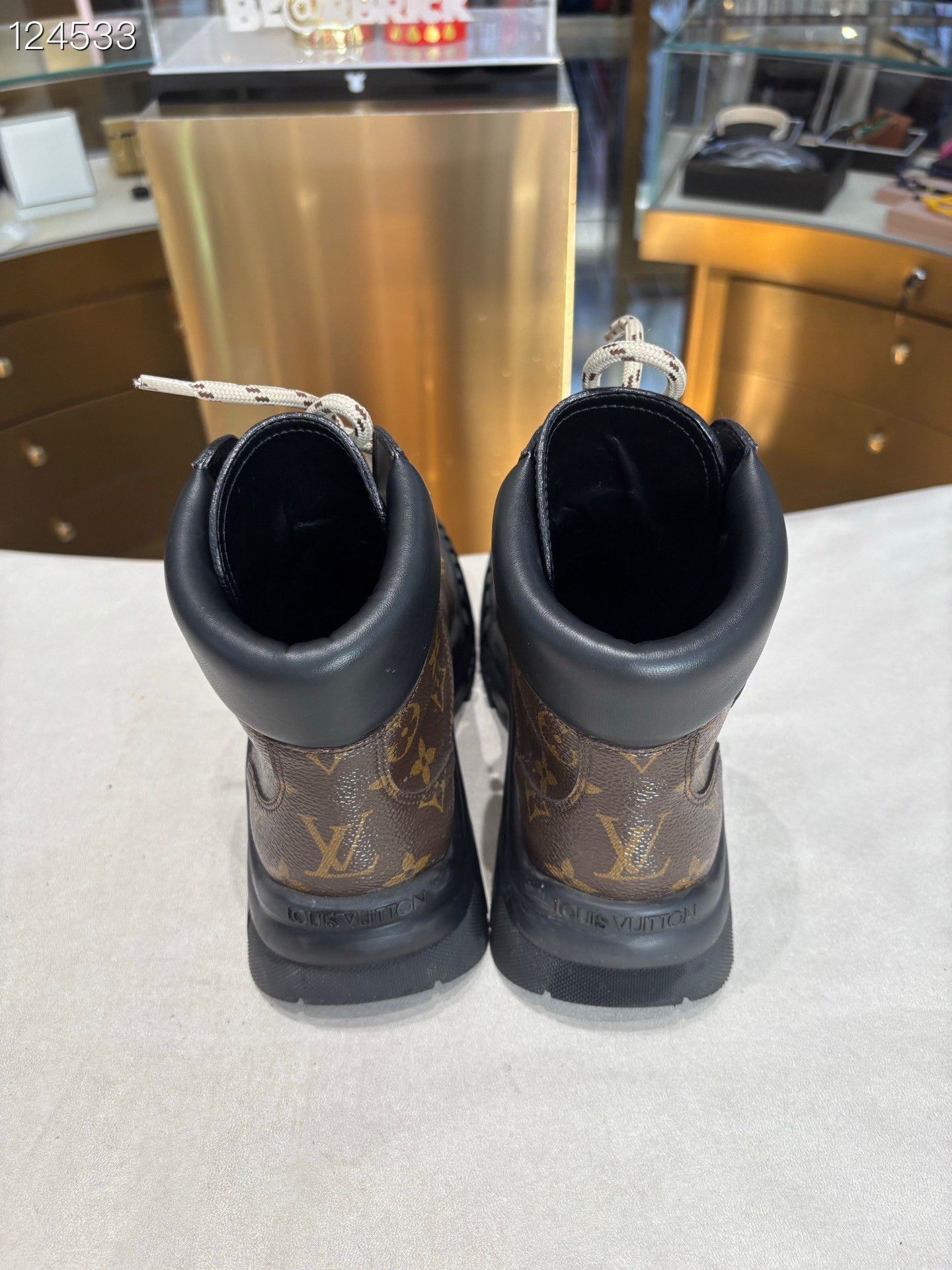 Louis Vuitton Louis Vuitton Monogram Ruby Martin Boots Size US 5.5 / IT 35.5 - 4 Thumbnail