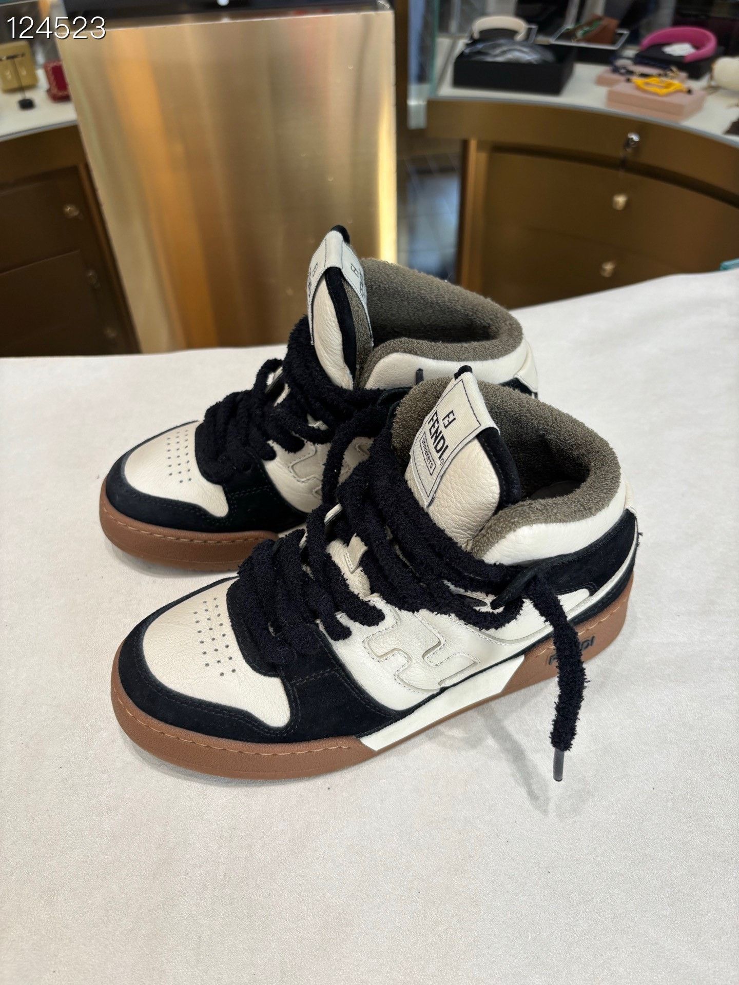 Fendi Fendi Match High-Top Women's Sneakers Size US 5 / IT 35 - 2 Thumbnail