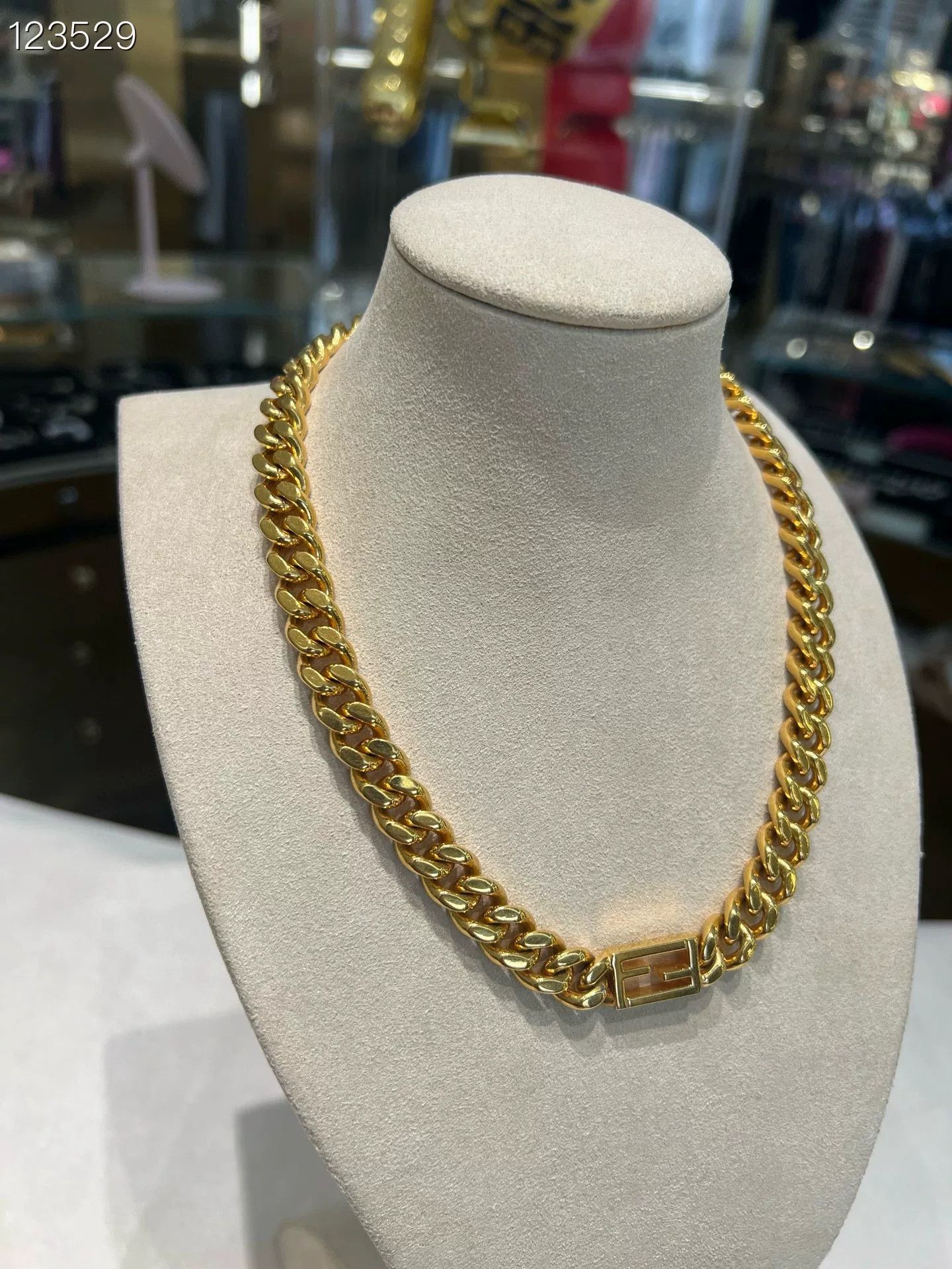 Fendi Fendi Gold Hollow Collar Necklace Size ONE SIZE - 3 Thumbnail