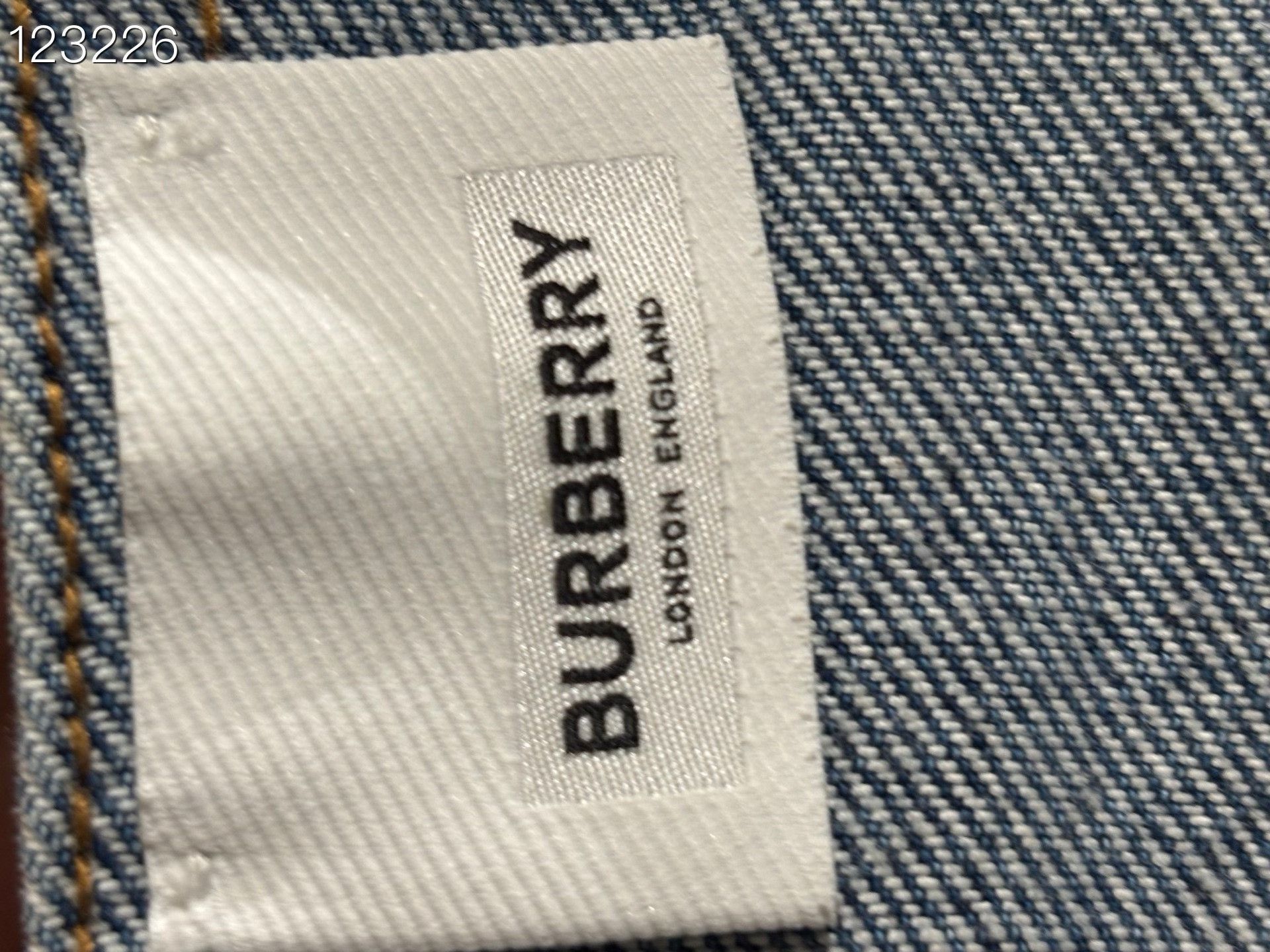 Burberry Burberry Deer Denim Jacket UK8 Size XS / US 0-2 / IT 36-38 - 6 Thumbnail
