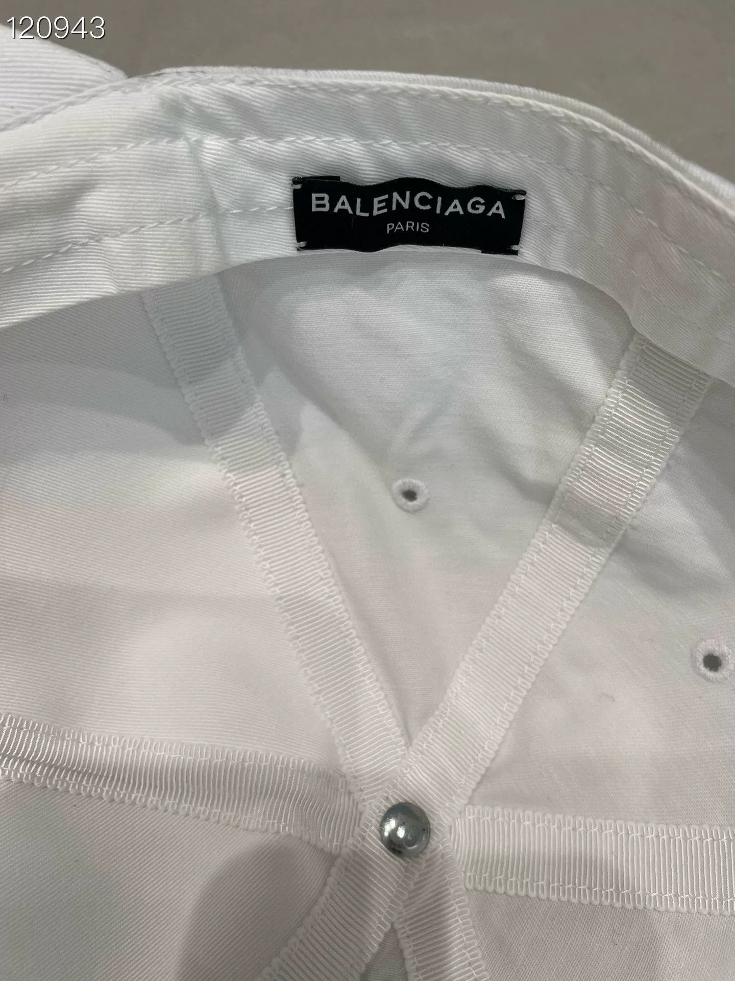 Balenciaga Balenciaga 079897H183 White Unisex Baseball Cap Size ONE SIZE - 5 Thumbnail
