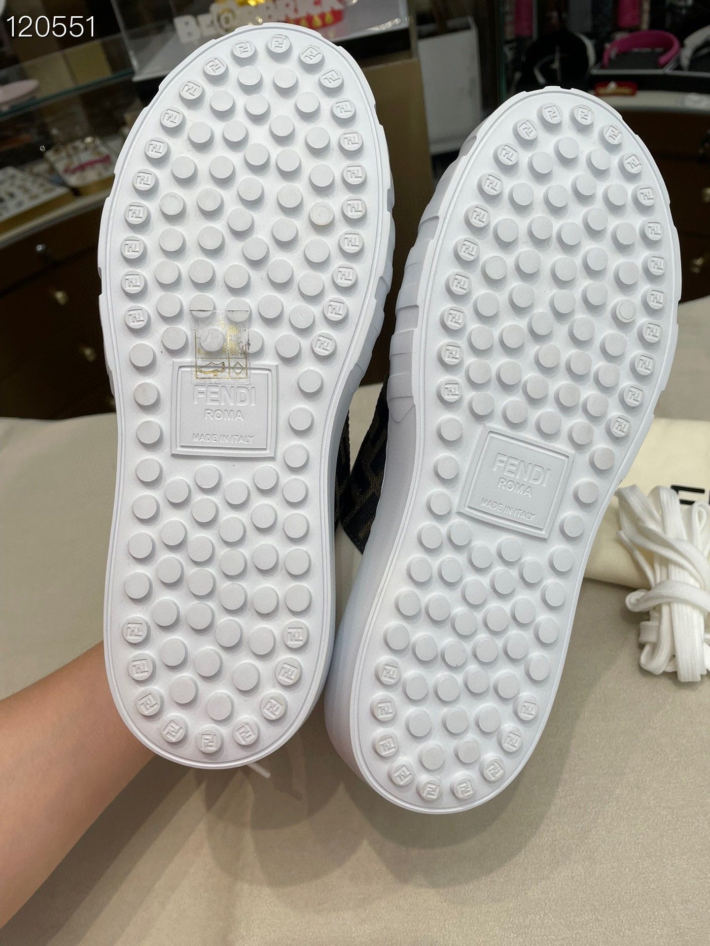 Fendi Fendi Force Series White Brown Low-Top Casual Shoes Size US 6 / IT 36 - 6 Thumbnail