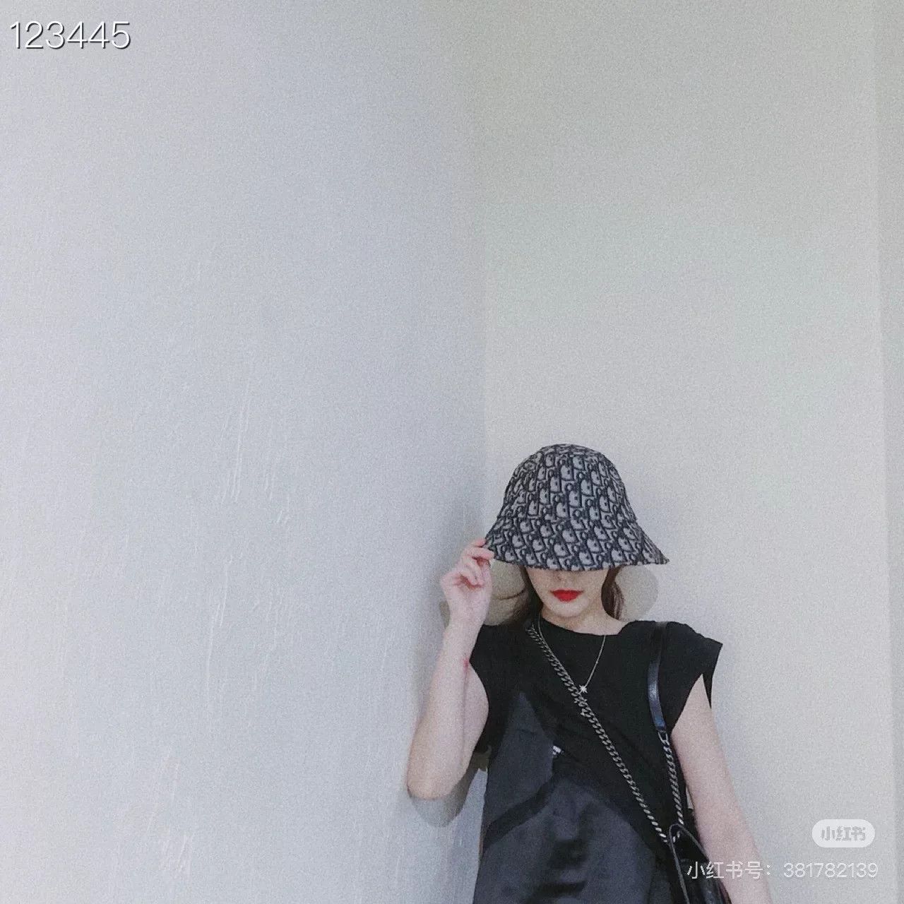 Dior Dior Full Logo Reversible Bucket Hat Size ONE SIZE - 5 Thumbnail