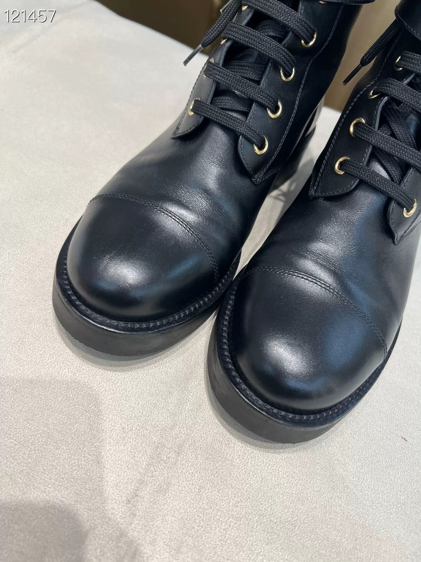 Louis Vuitton Lv Classic Martin Boots 37.5 Size US 6.5 / IT 36.5 - 3 Thumbnail