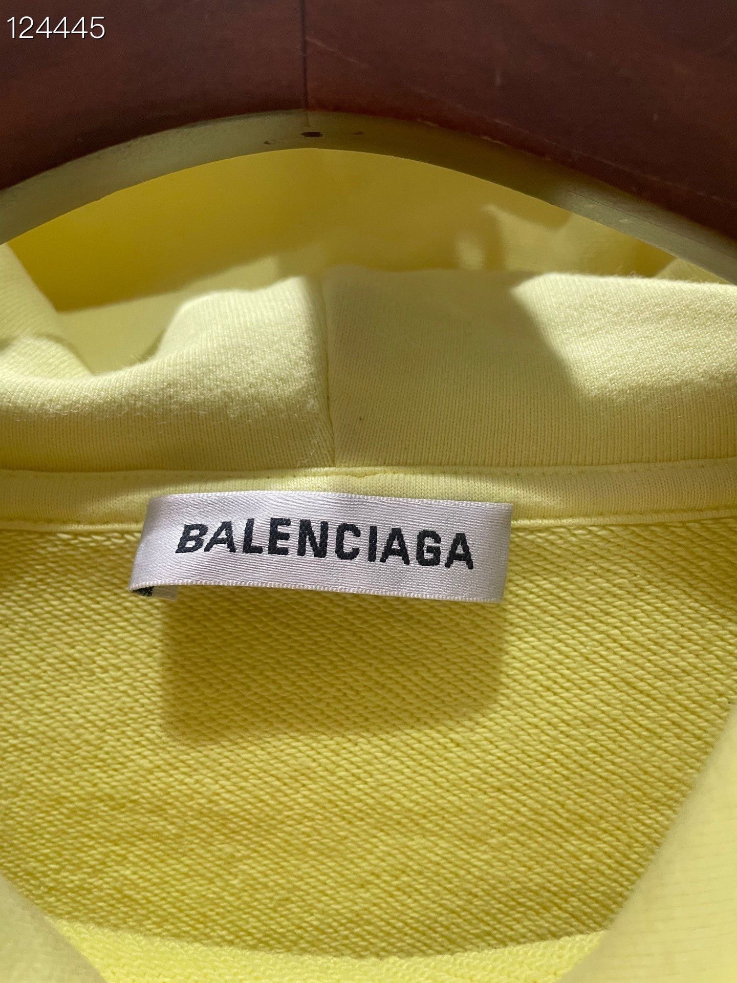 Balenciaga Balenciaga Crew Logo Hoodie S Size US S / EU 44-46 / 1 - 4 Thumbnail