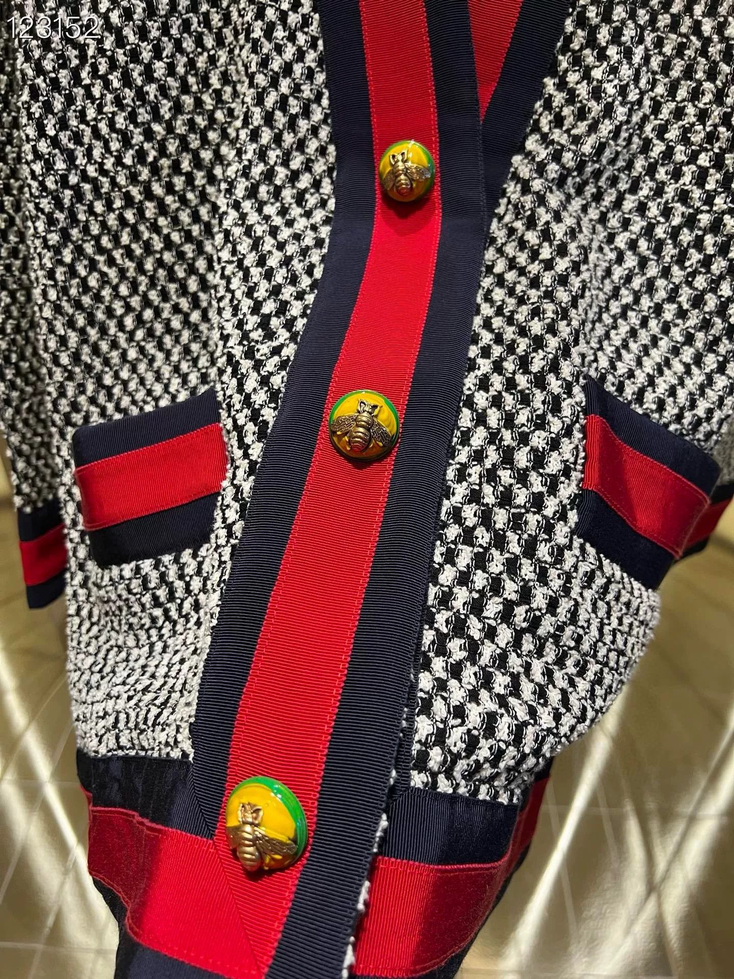 Gucci Gucci Red Blue Striped Tweed Coat Size S / US 4 / IT 40 - 4 Thumbnail