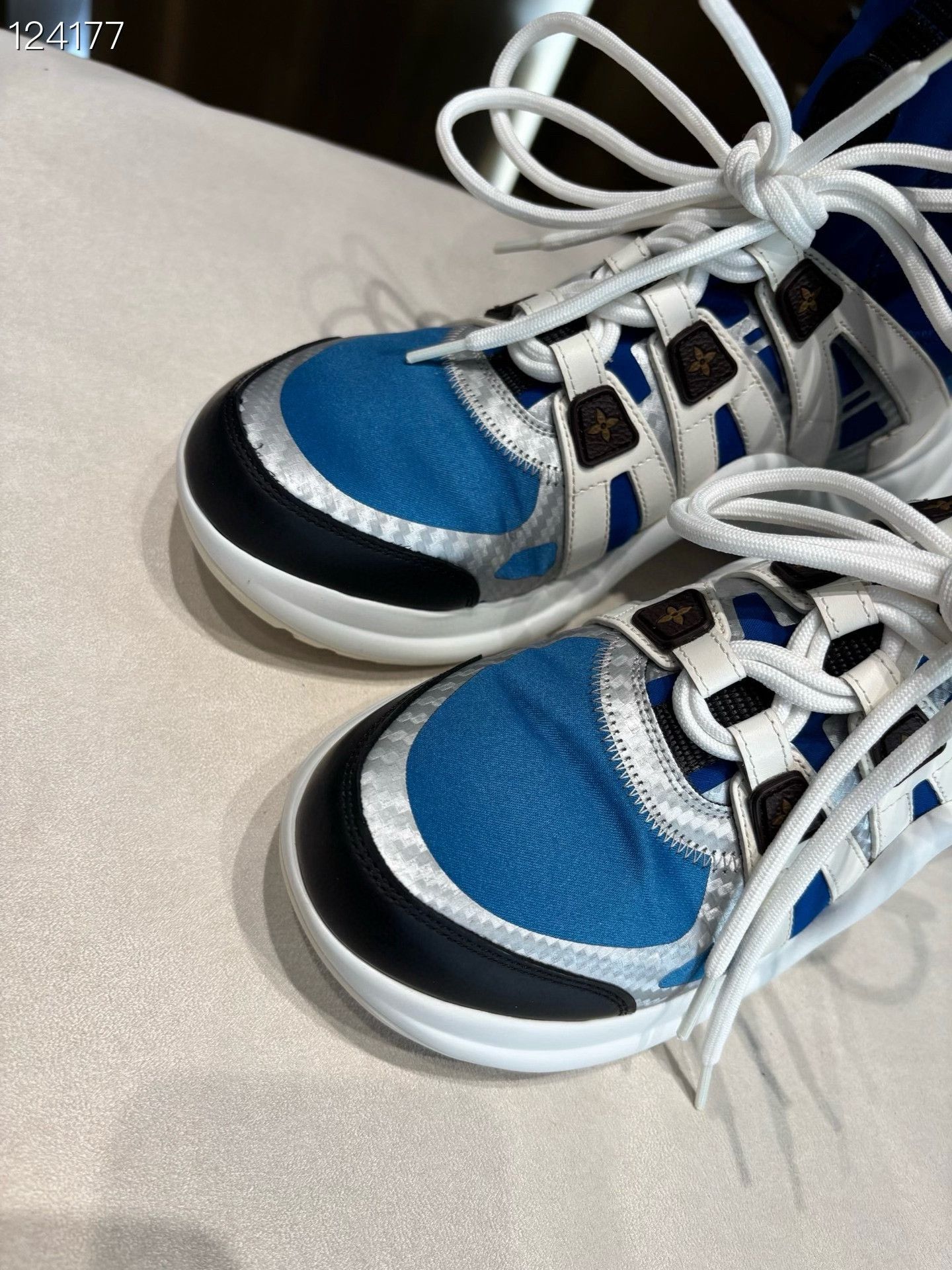 Louis Vuitton Louis Vuitton Archlight High-Top Sneakers Size US 5.5 / IT 35.5 - 3 Thumbnail