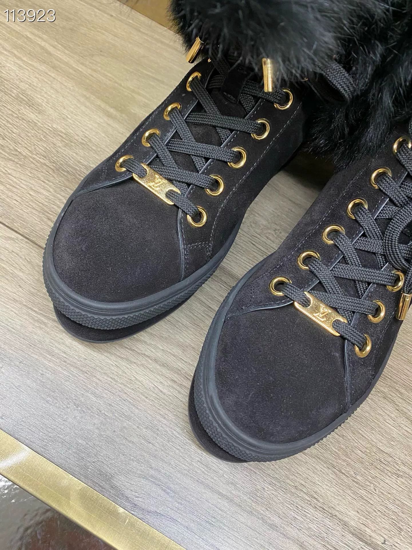 Louis Vuitton LV x074010 Black Wedge Fur Boots Size US 4 / IT 34 - 3 Thumbnail