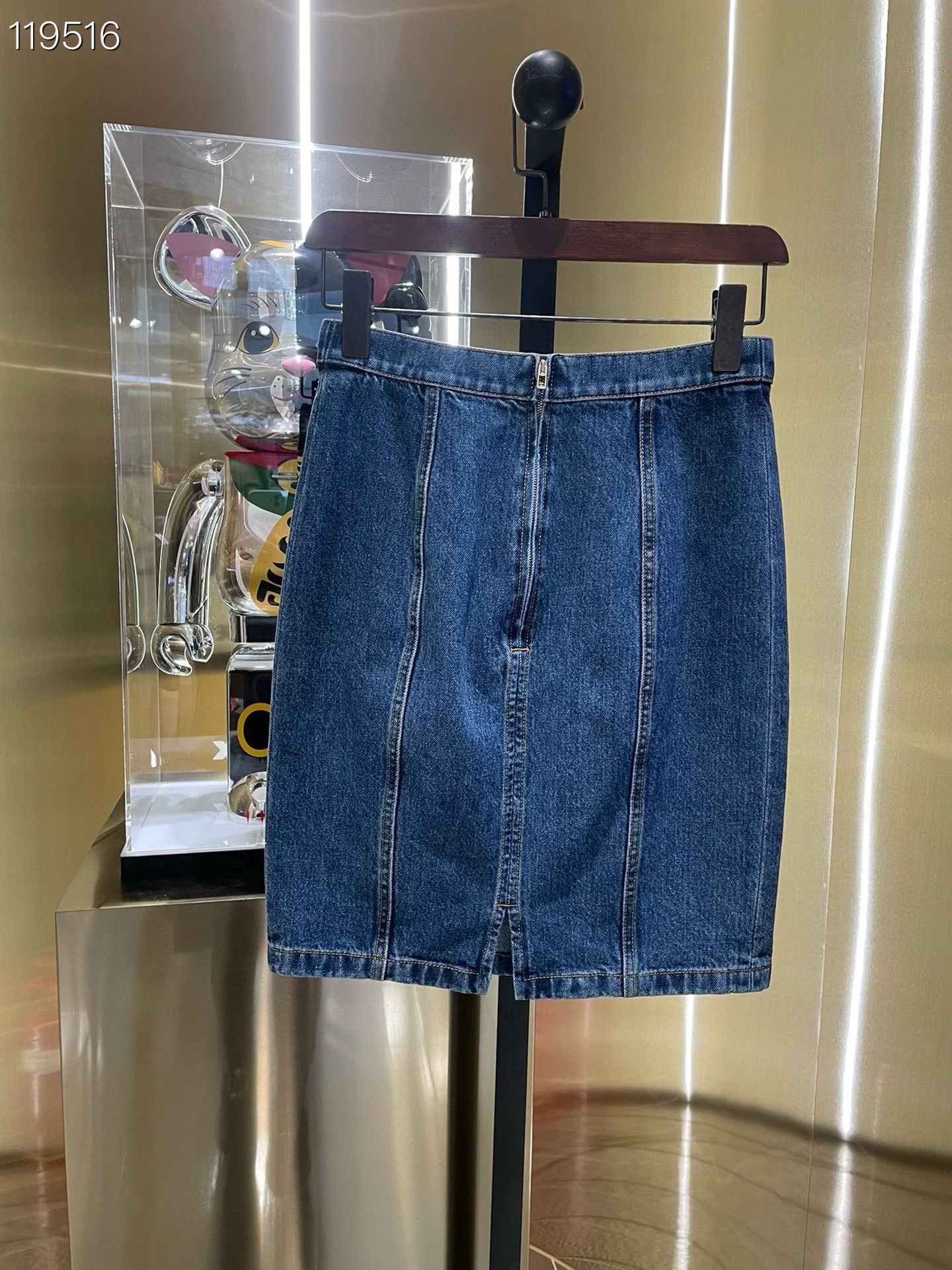 Chanel Chanel 22K Denim Skirt Size 36 Size 36" / US 14 / IT 50 - 3 Thumbnail