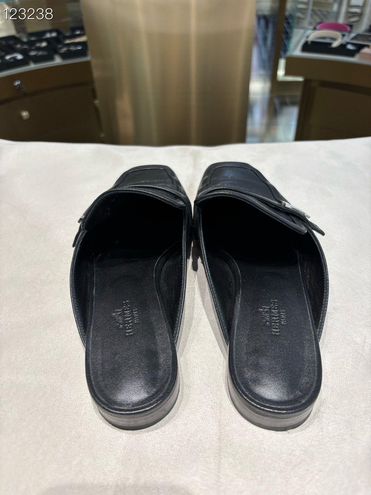 Hermes Hermès Groupie Women's Black Mules Size US 7.5 / IT 37.5 - 4 Thumbnail