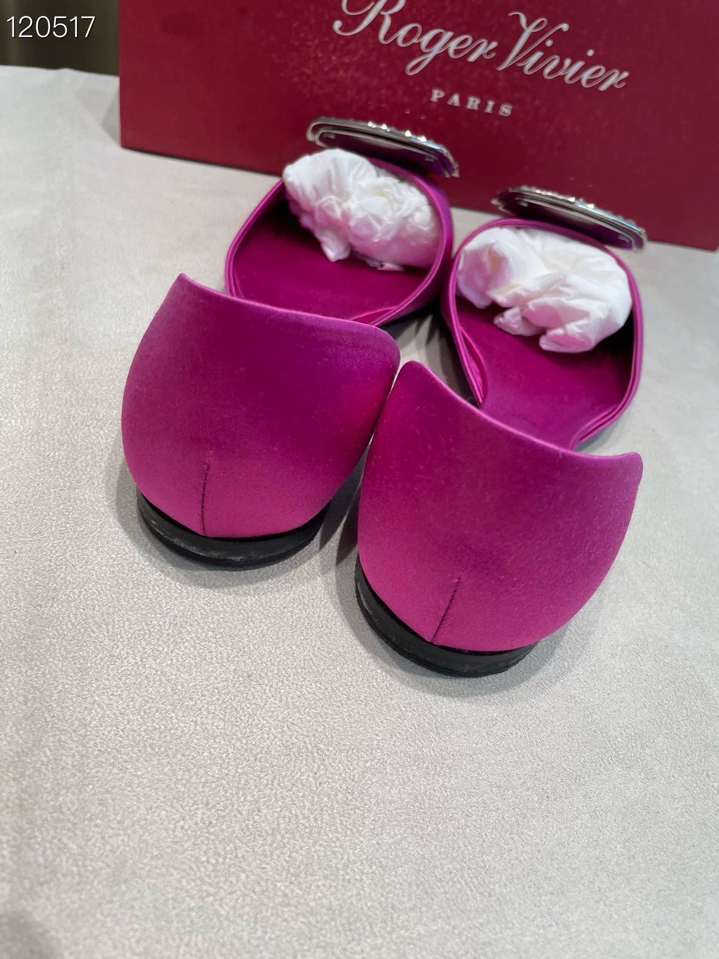 Roger Vivier Pink Satin Diamond Buckle Flats Size US 6 / IT 36 - 3 Thumbnail