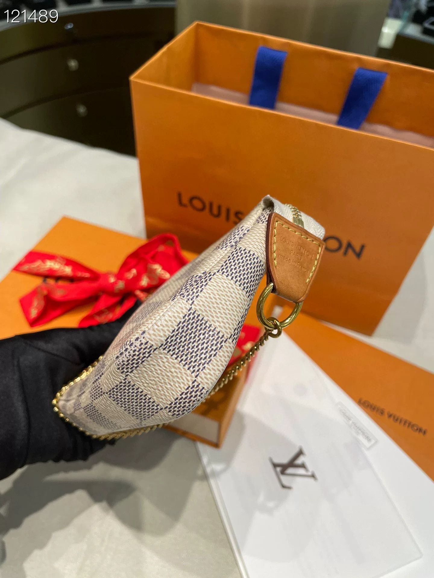 Louis Vuitton LV White Damier Mini Mahjong Coin Purse Size ONE SIZE - 3 Thumbnail