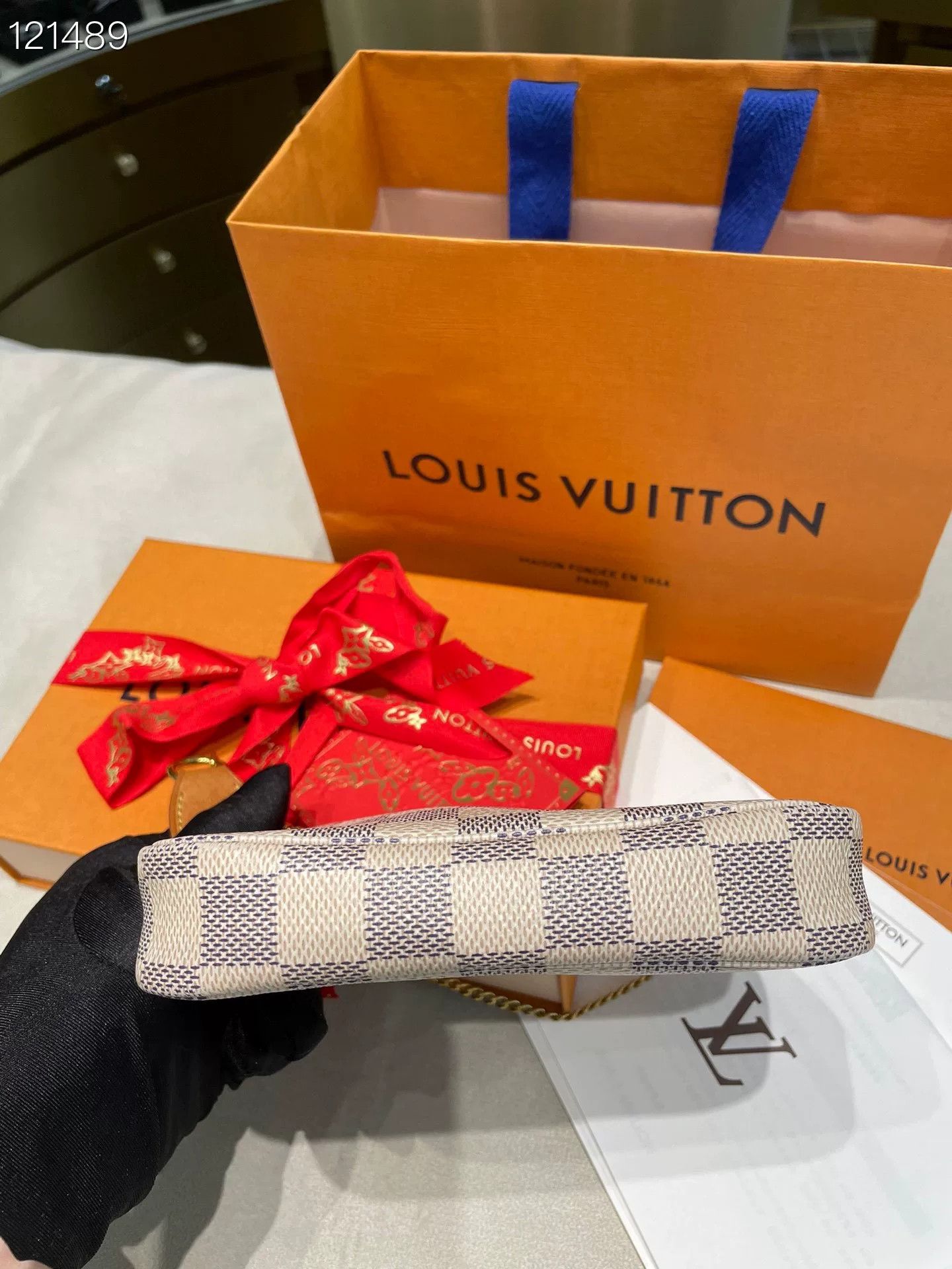 Louis Vuitton LV White Damier Mini Mahjong Coin Purse Size ONE SIZE - 5 Thumbnail