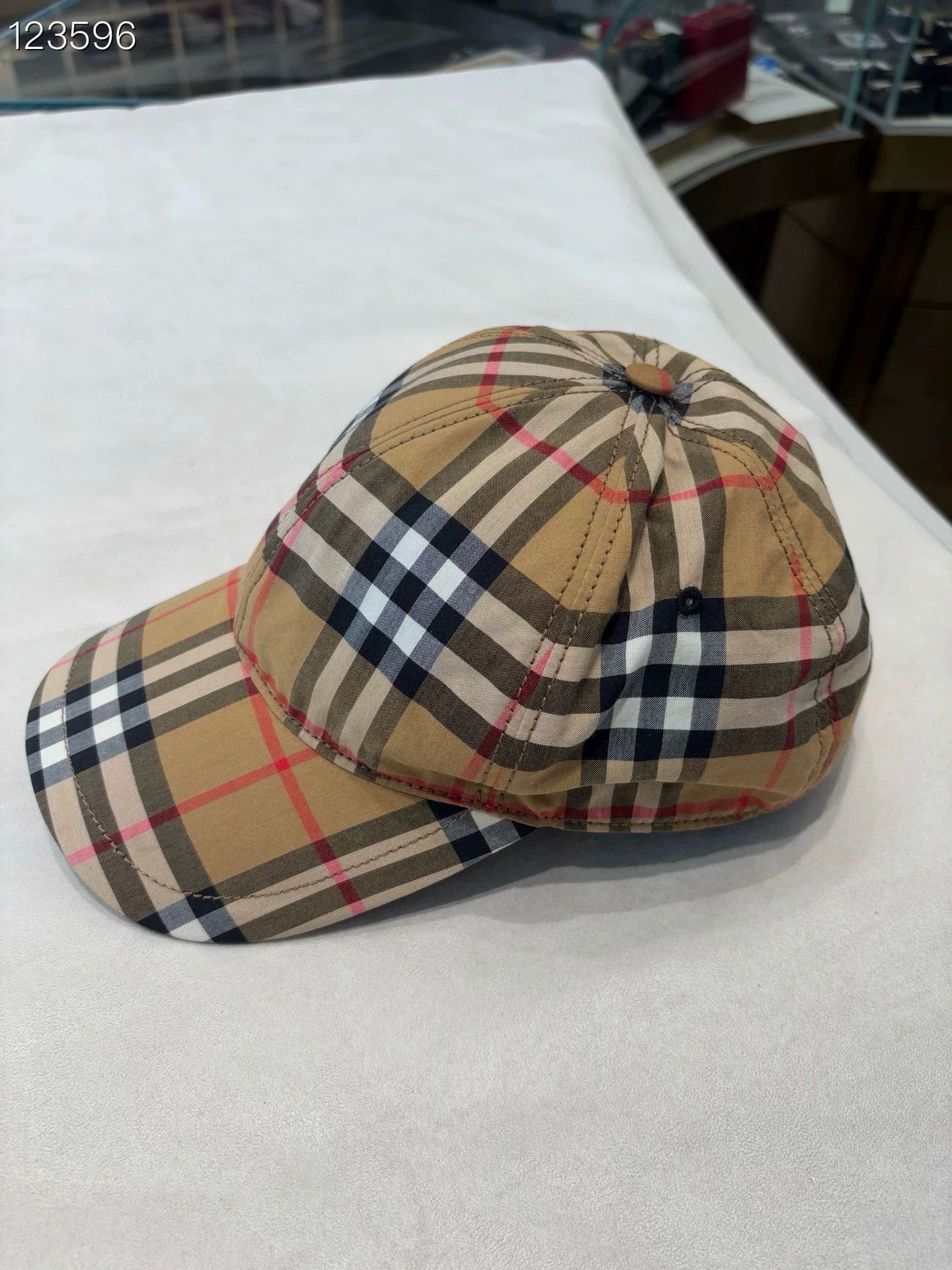 Burberry Burberry Classic Check Baseball Cap Size ONE SIZE - 2 Thumbnail