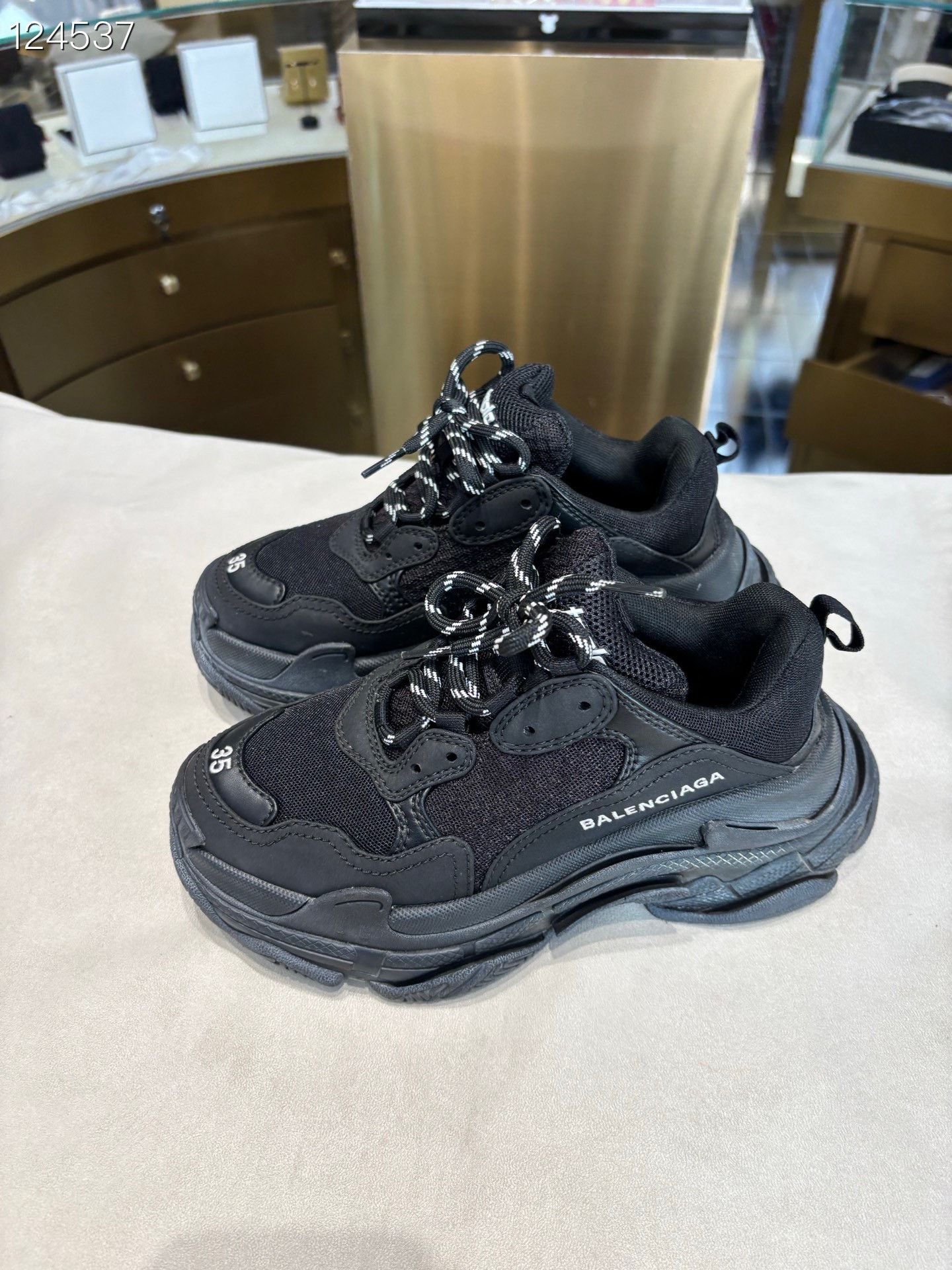 Balenciaga Balenciaga Triples Black Size 35 Size US 4 / IT 34 - 2 Thumbnail
