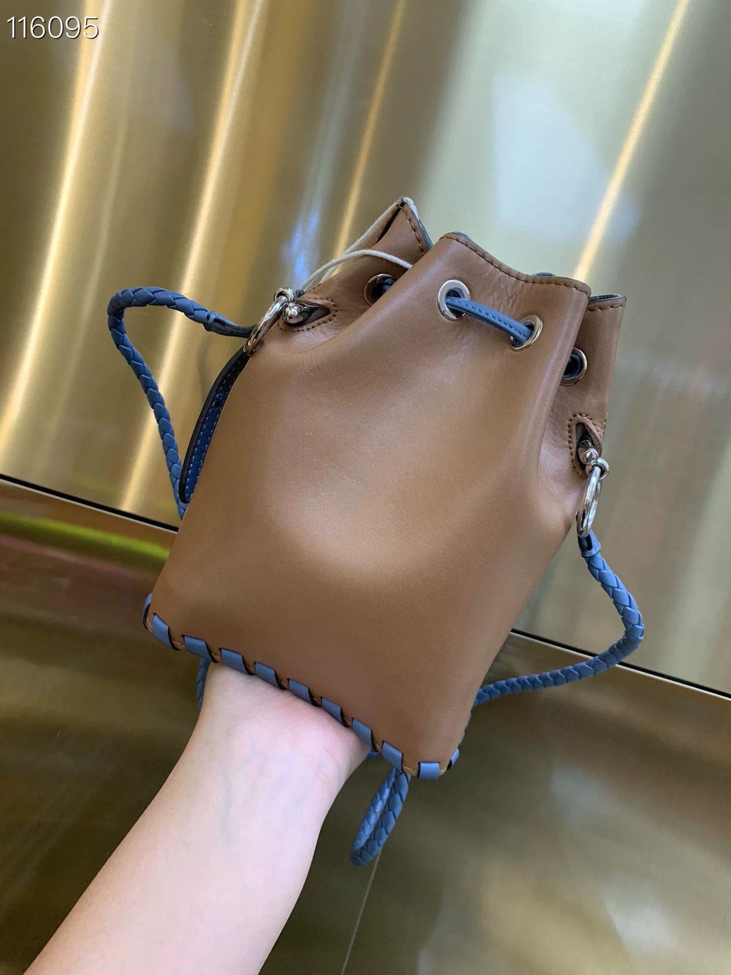 Fendi Fendi 2020 Mon Tresor Bucket Bag Size ONE SIZE - 3 Thumbnail