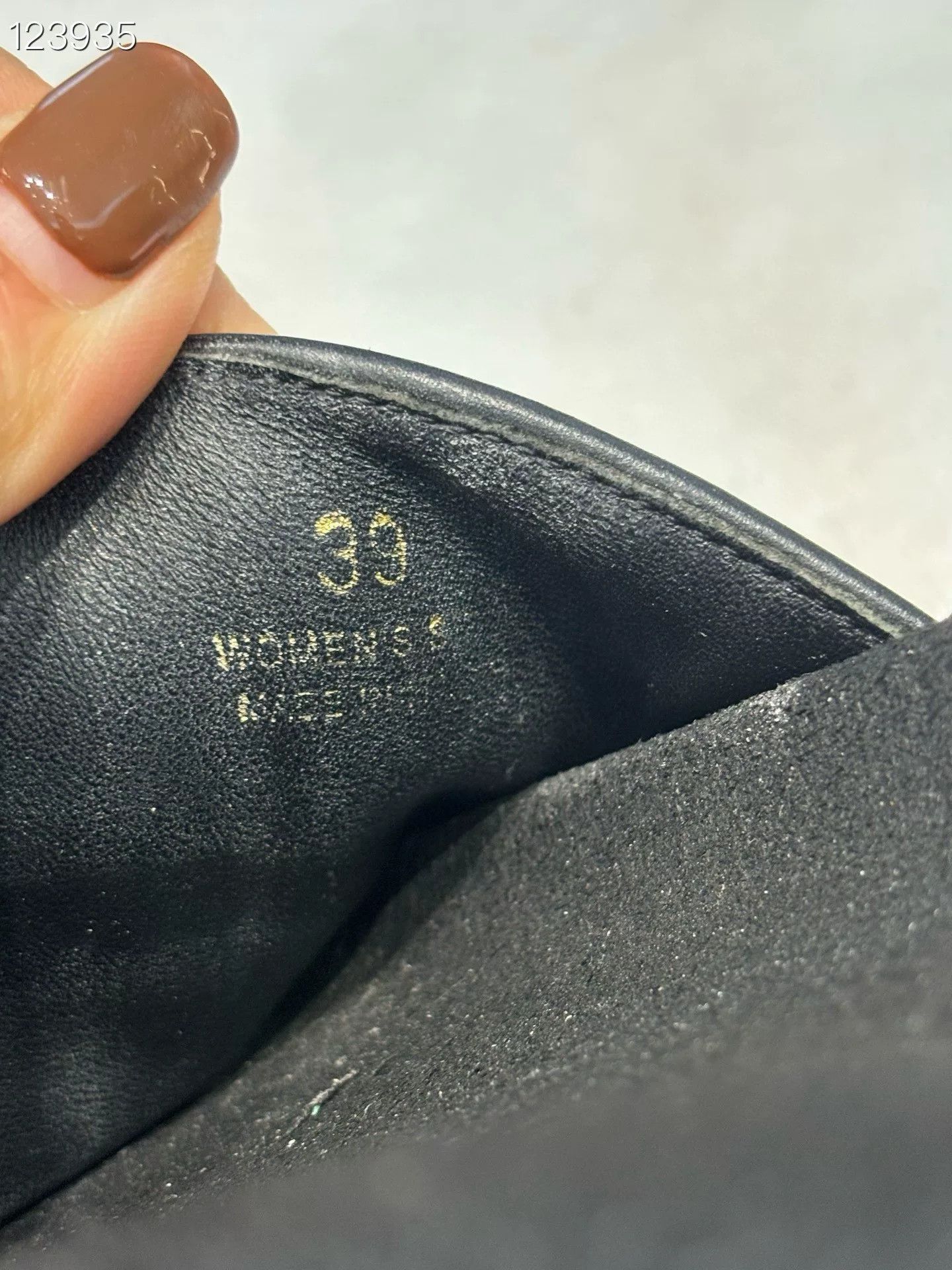 Roger Vivier Black Diamond Buckle Leather Slippers Size US 8 / IT 38 - 6 Thumbnail
