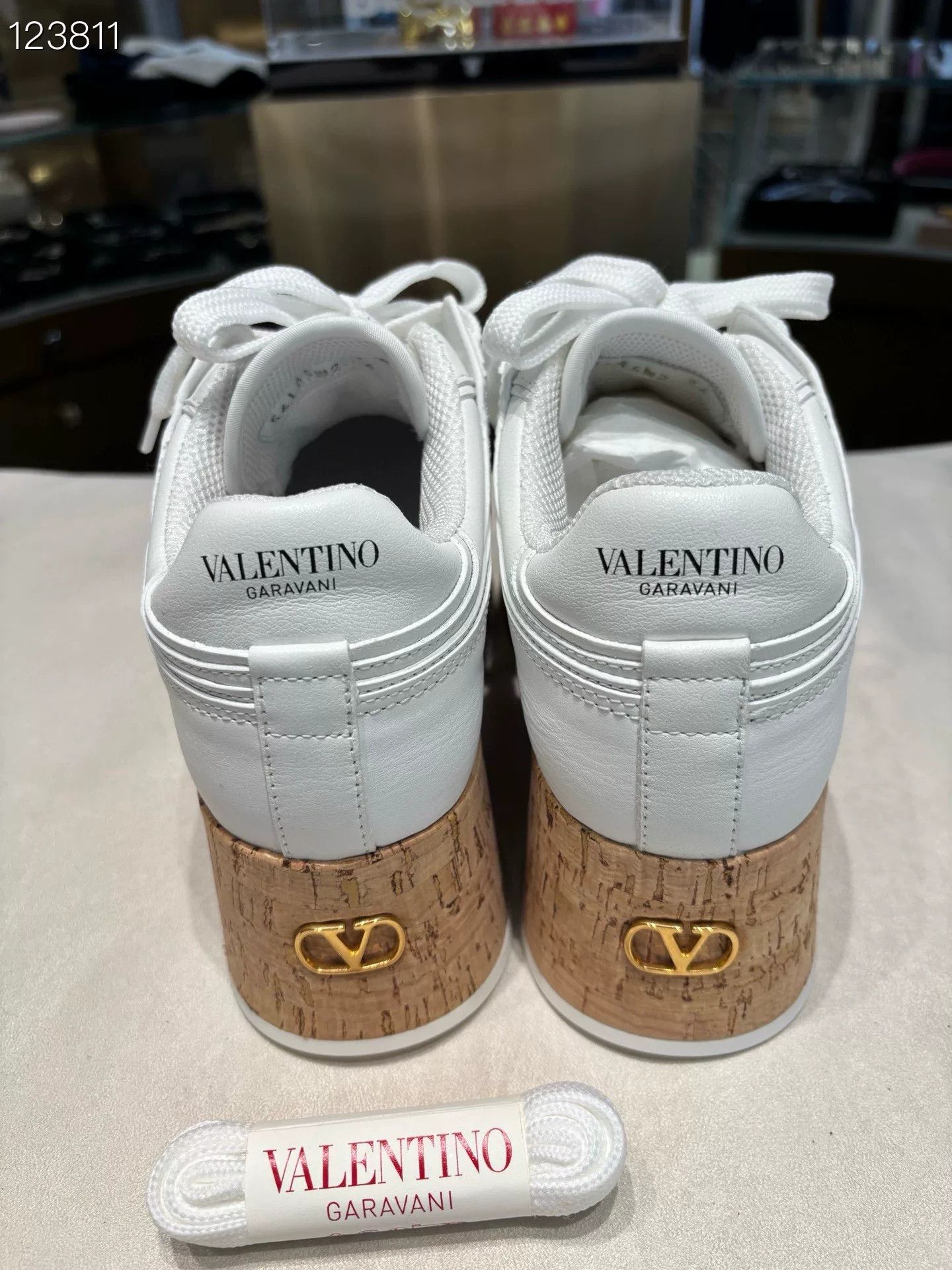 Valentino Valentino Platform White Sneakers Size 36 Size US 5 / IT 35 - 4 Thumbnail