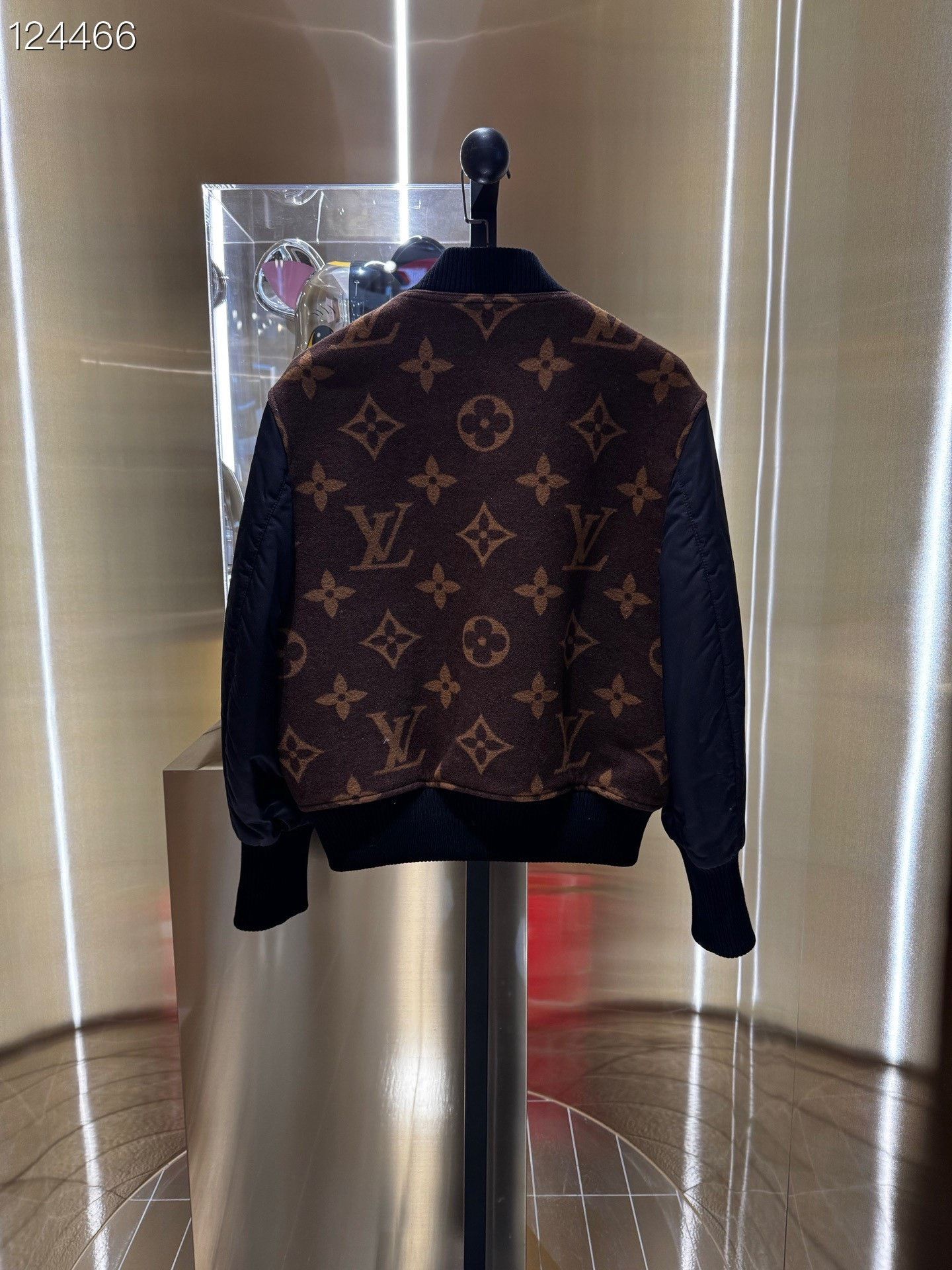 Louis Vuitton Louis Vuitton Jacquard Spliced Aviator Jacket Size S / US 4 / IT 40 - 2 Thumbnail