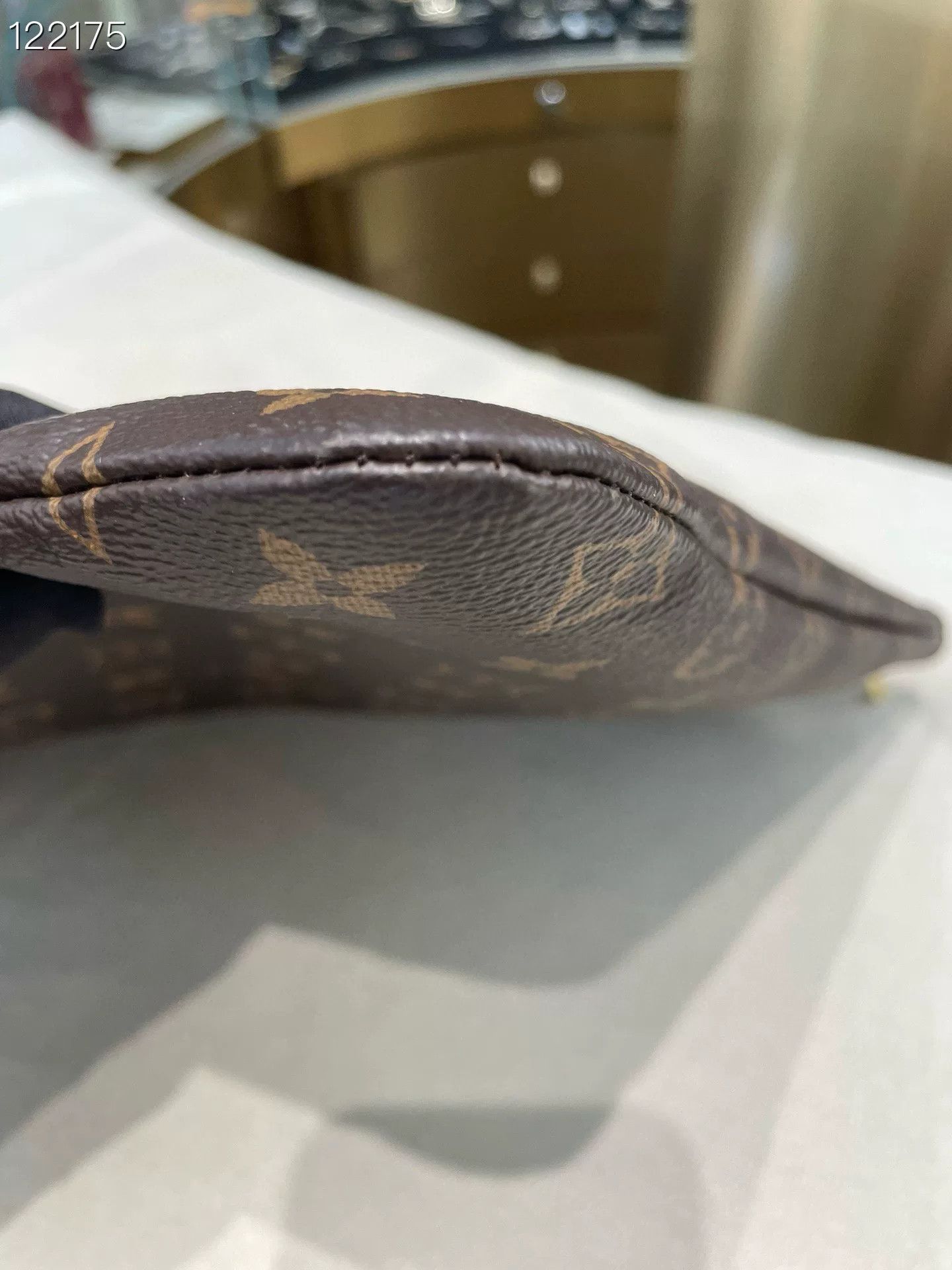 Louis Vuitton Louis Vuitton Etui Voyage Clutch Bag Size ONE SIZE - 4 Thumbnail